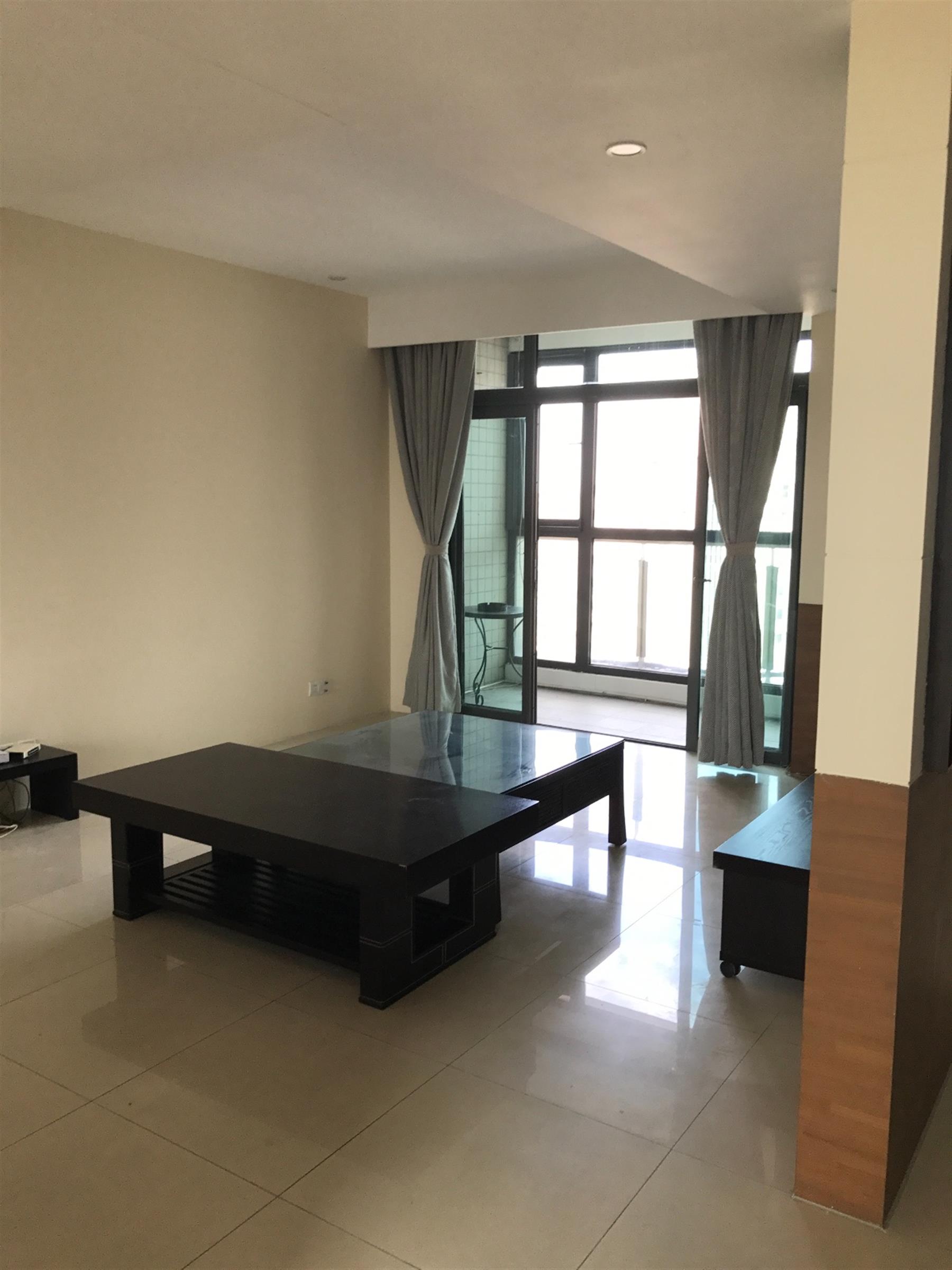 Bright floors Large Xujiahui Apartment w 2 Balconies & Great Views