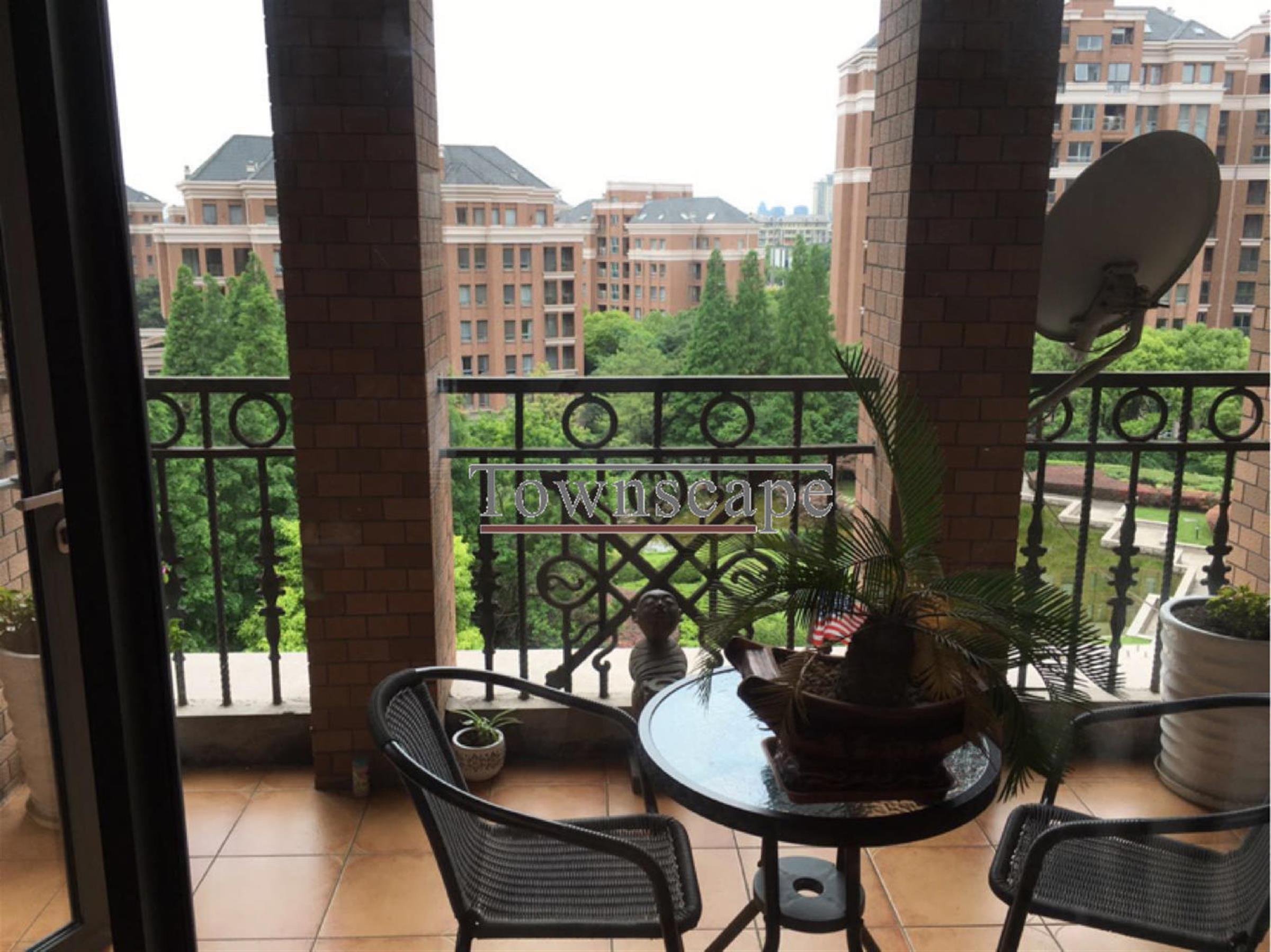 Furnished Balcony Family Living in Uber-Large Green Court Apartment For Rent in Shanghai