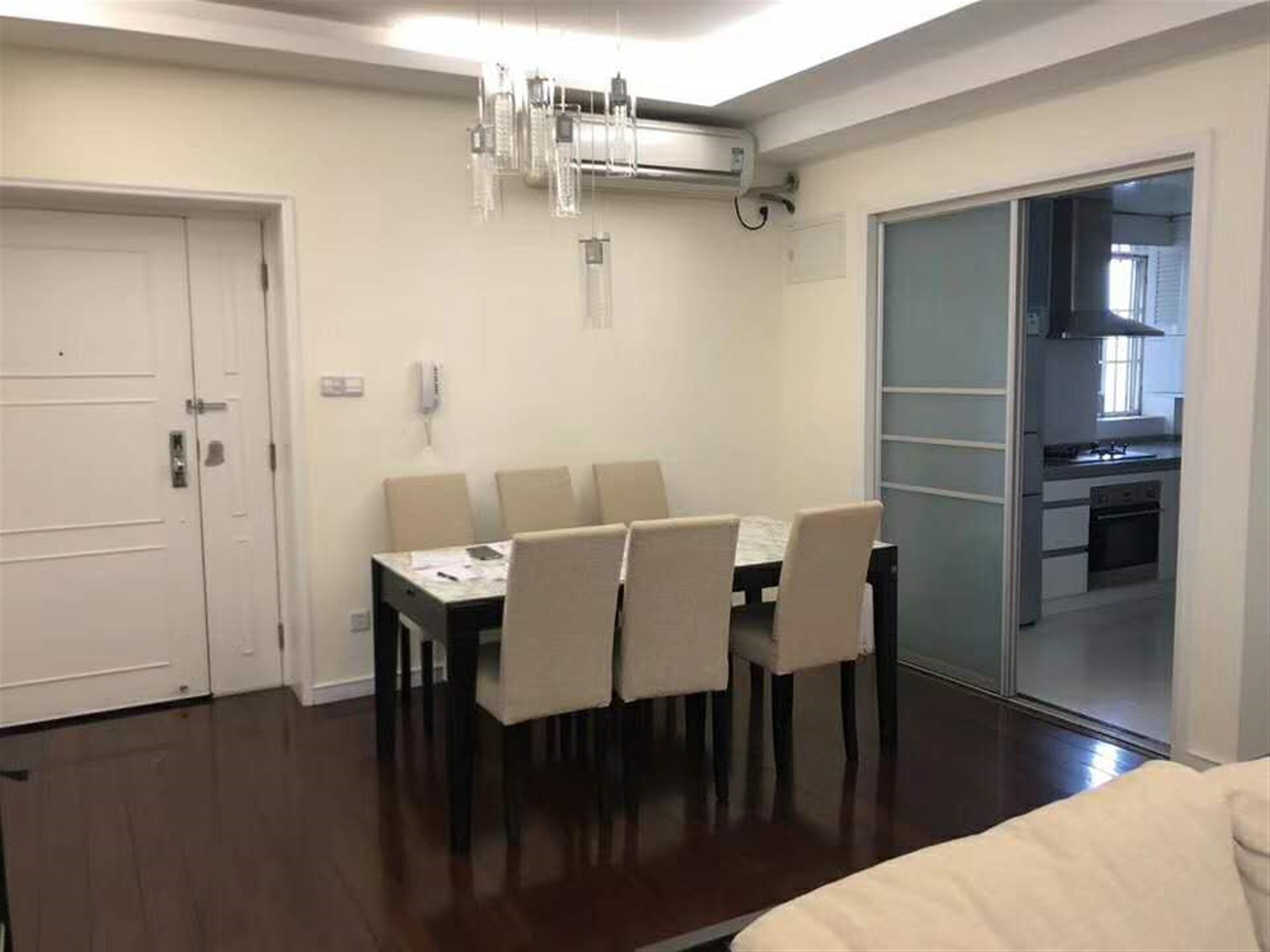 Dining Area Apartment w Great IAPM Location & View for Rent in Shanghai