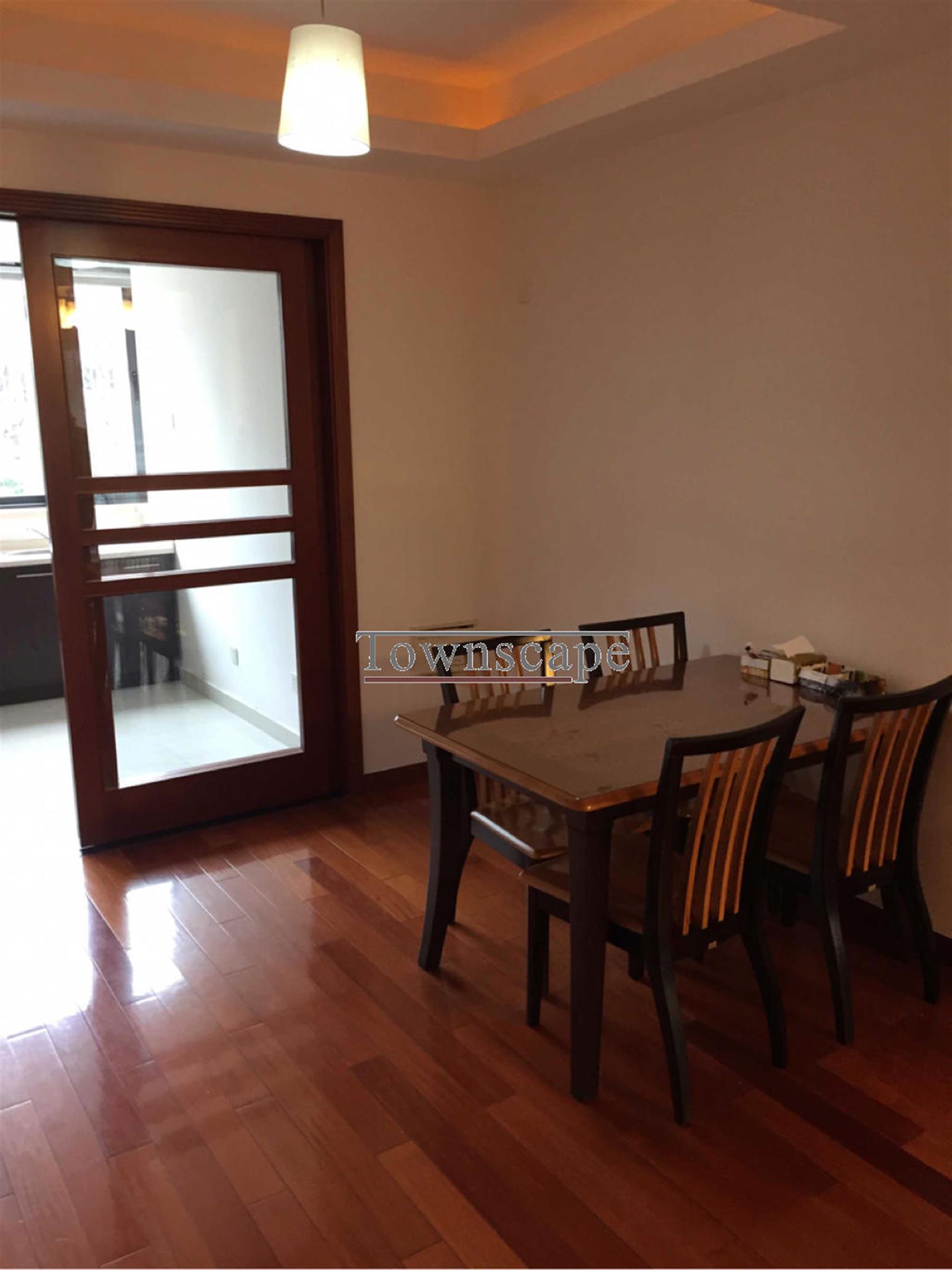 bright windows Large Size, Great Price Apt nr Zoo for Rent in Hongqiao, Shanghai