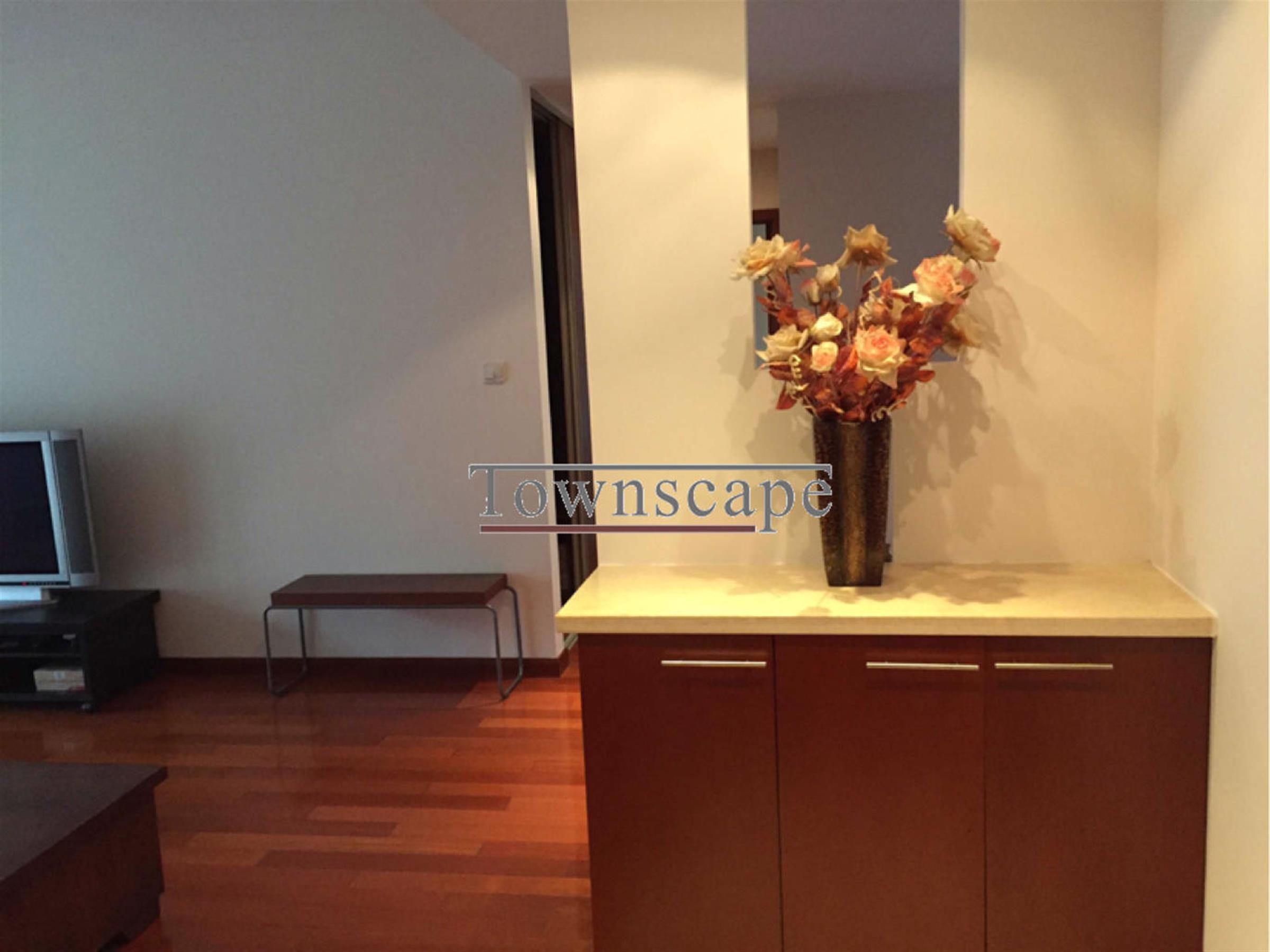 Nice floors Large Size, Great Price Apt nr Zoo for Rent in Hongqiao, Shanghai