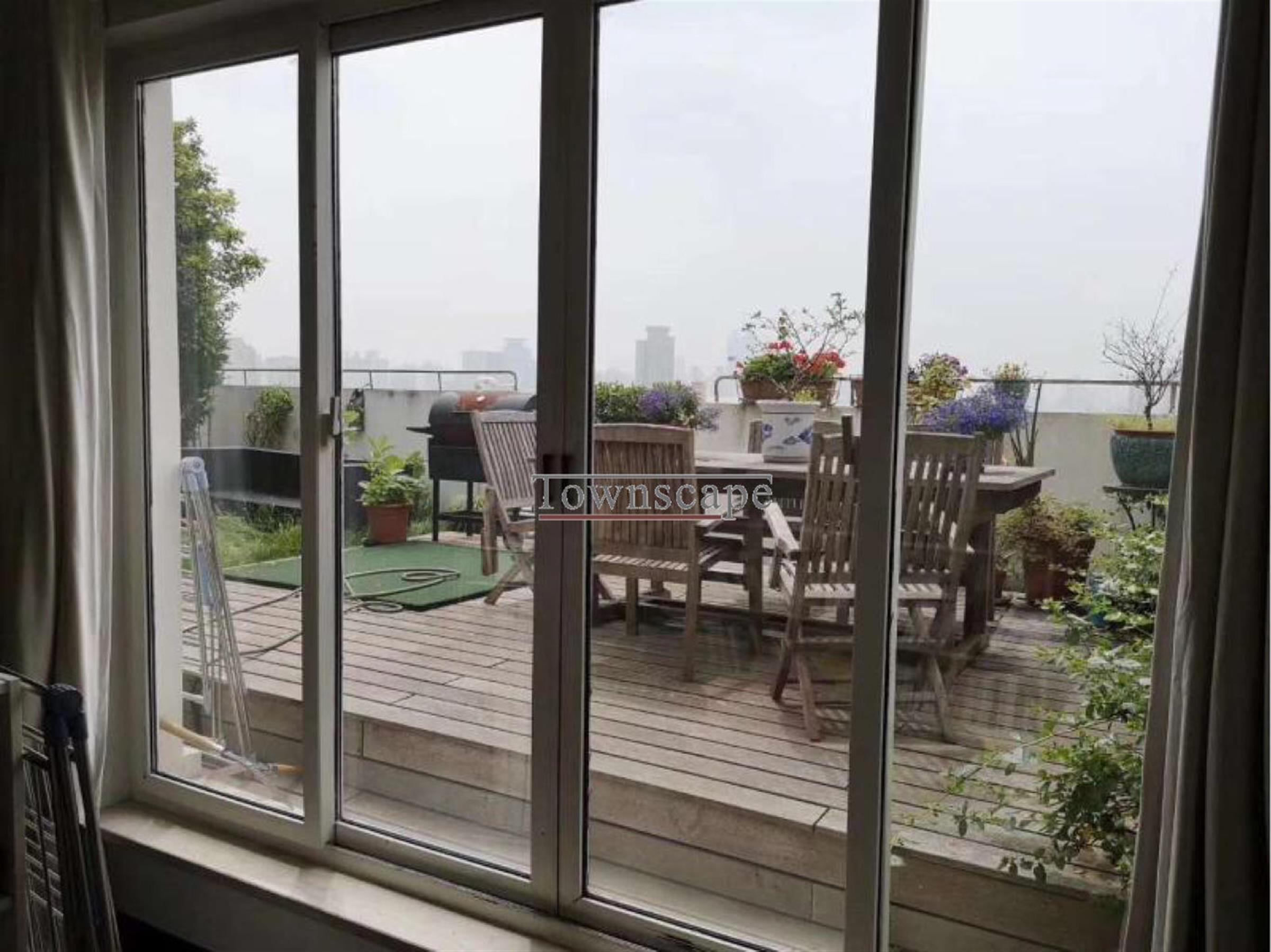 Big terrace Spacious FFC 3-Floor Penthouse w 2 Terraces & Fantastic Views