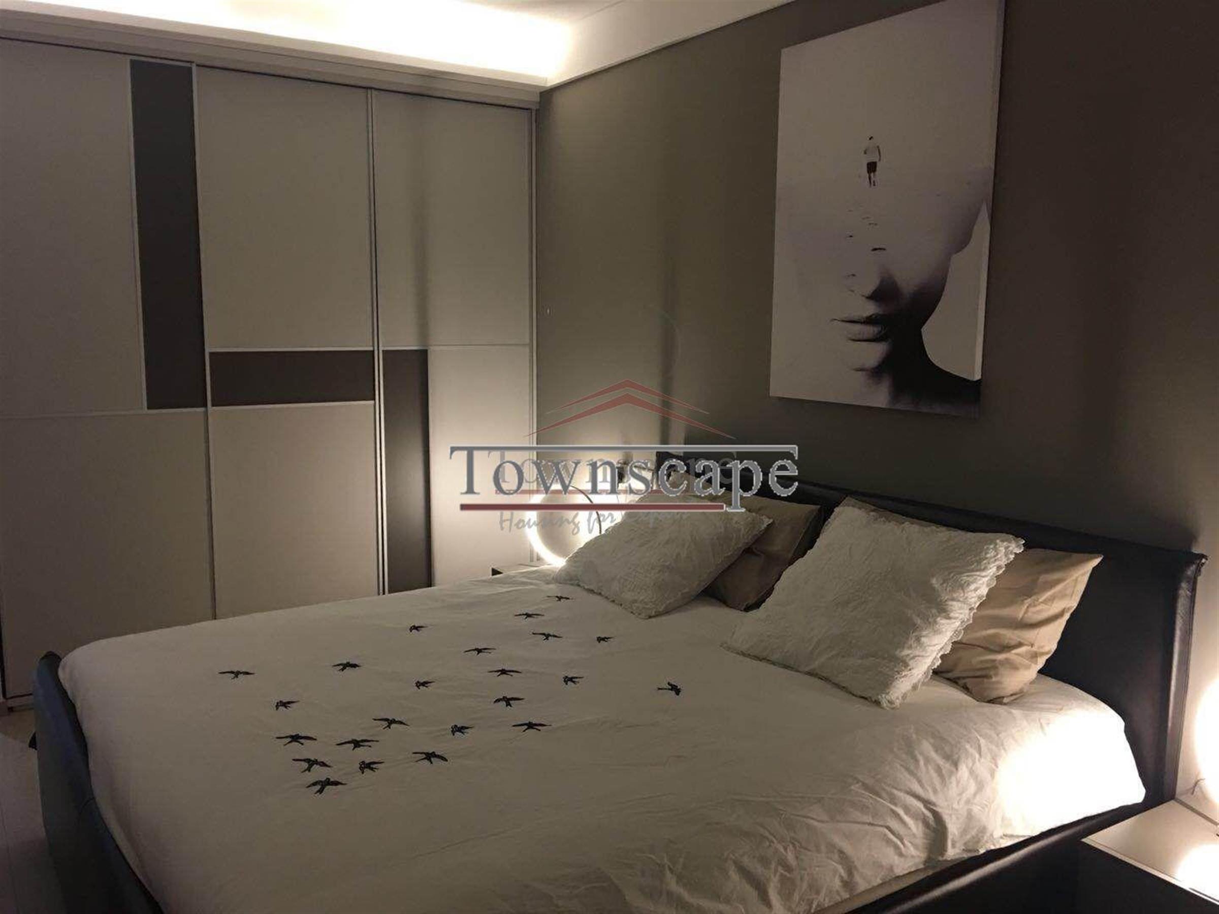 Big bedroom Exclusive Ultra-Lux 3-Floor Hongqiao Penthouse nr LaoWaiJie & Gubei