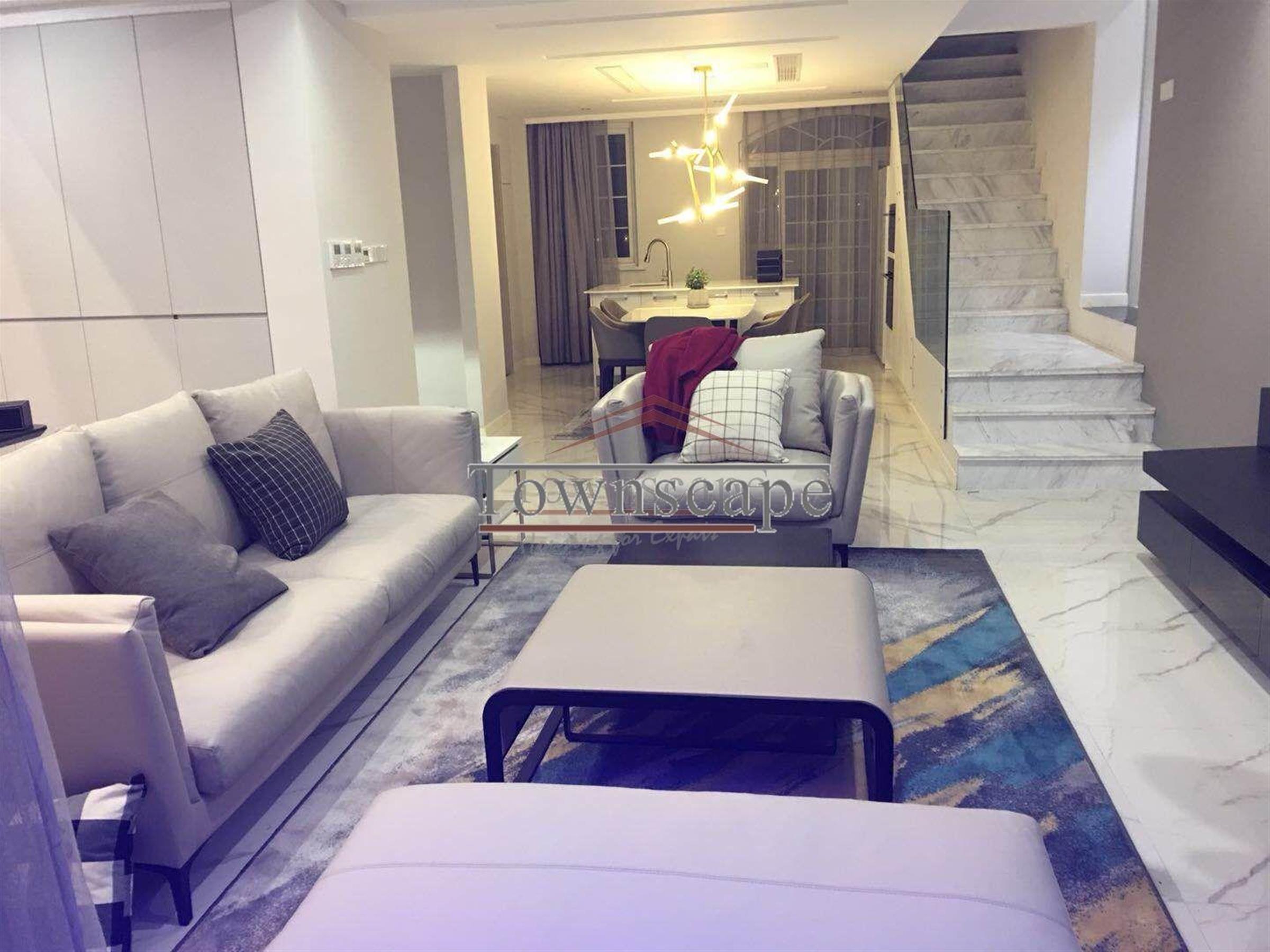 Comfy Living Room Exclusive Ultra-Lux 3-Floor Hongqiao Penthouse nr LaoWaiJie & Gubei