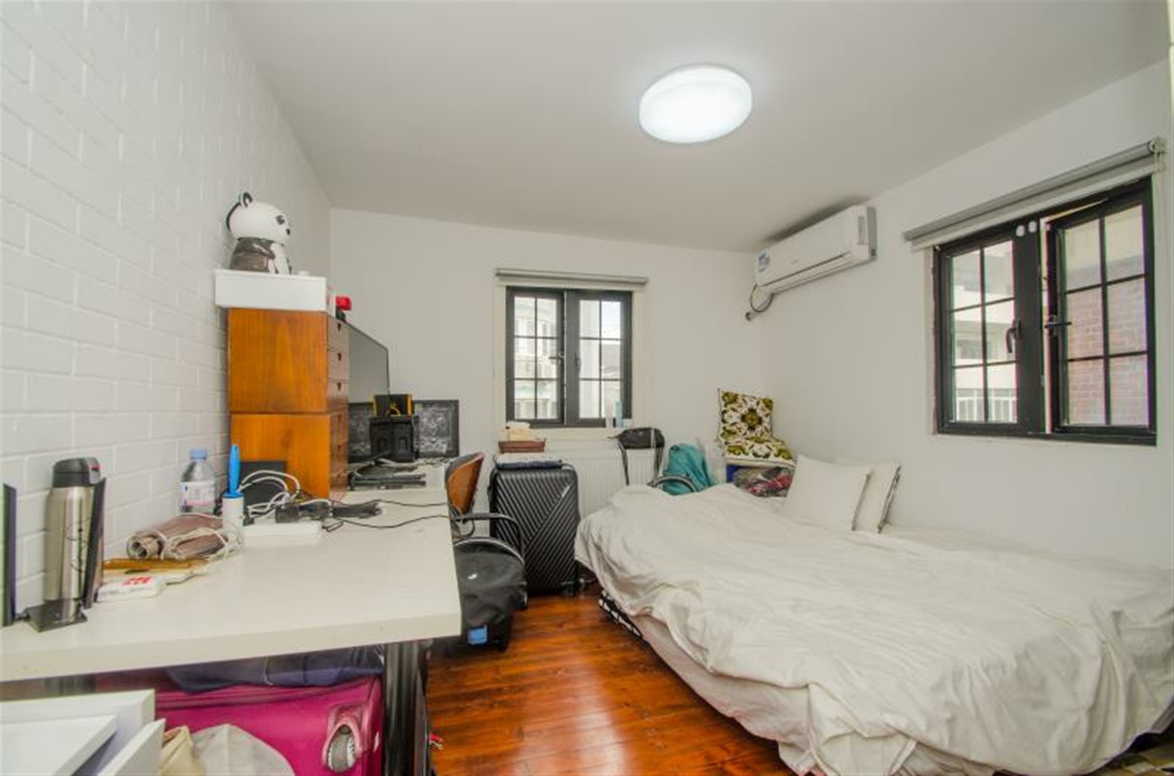 2nd bedroom Cozy Spacious Duplex nr Tianzifang and Xintiandi