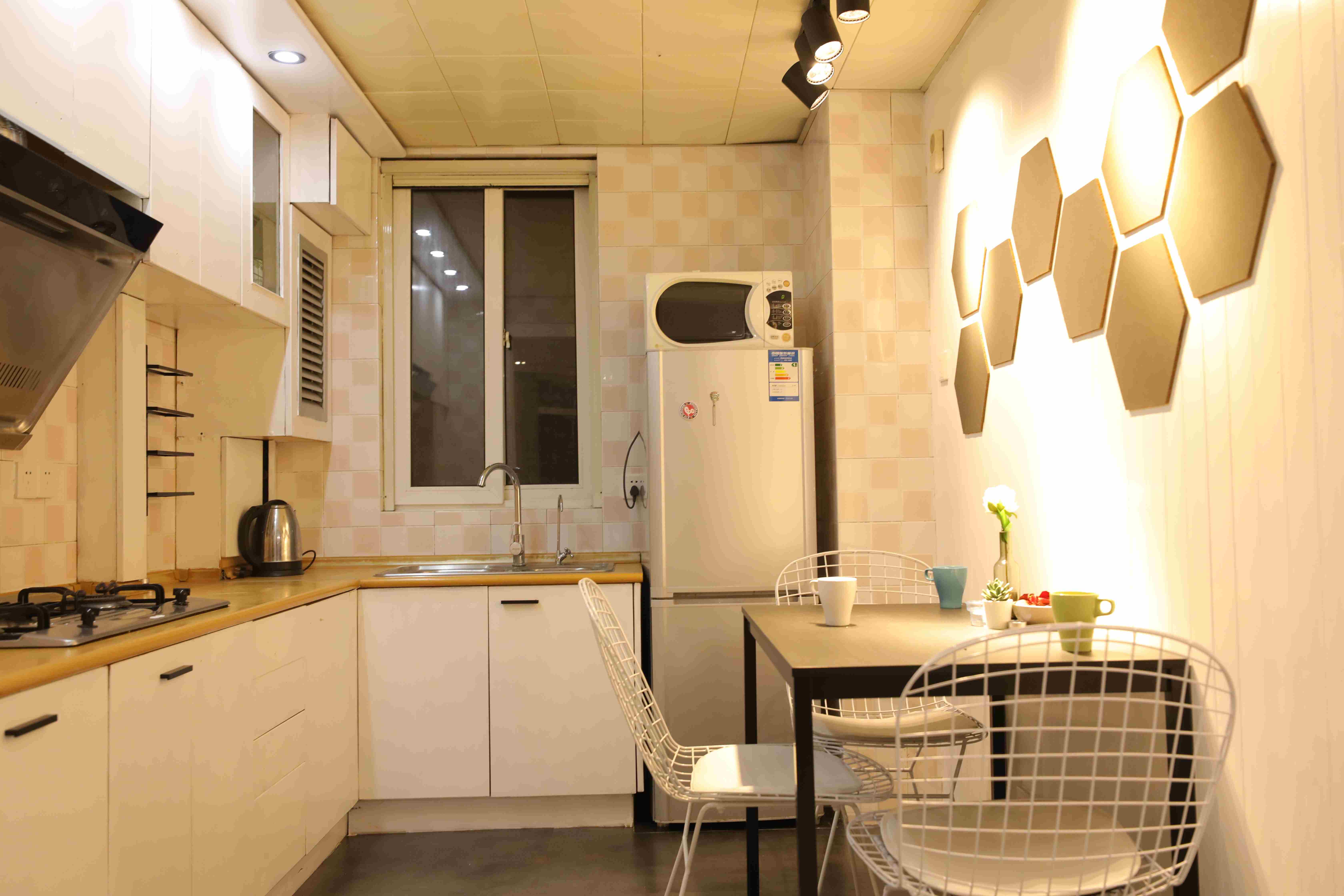 Open Kitchen Spacious New Xujiahui Apartment for Rent in Shanghai