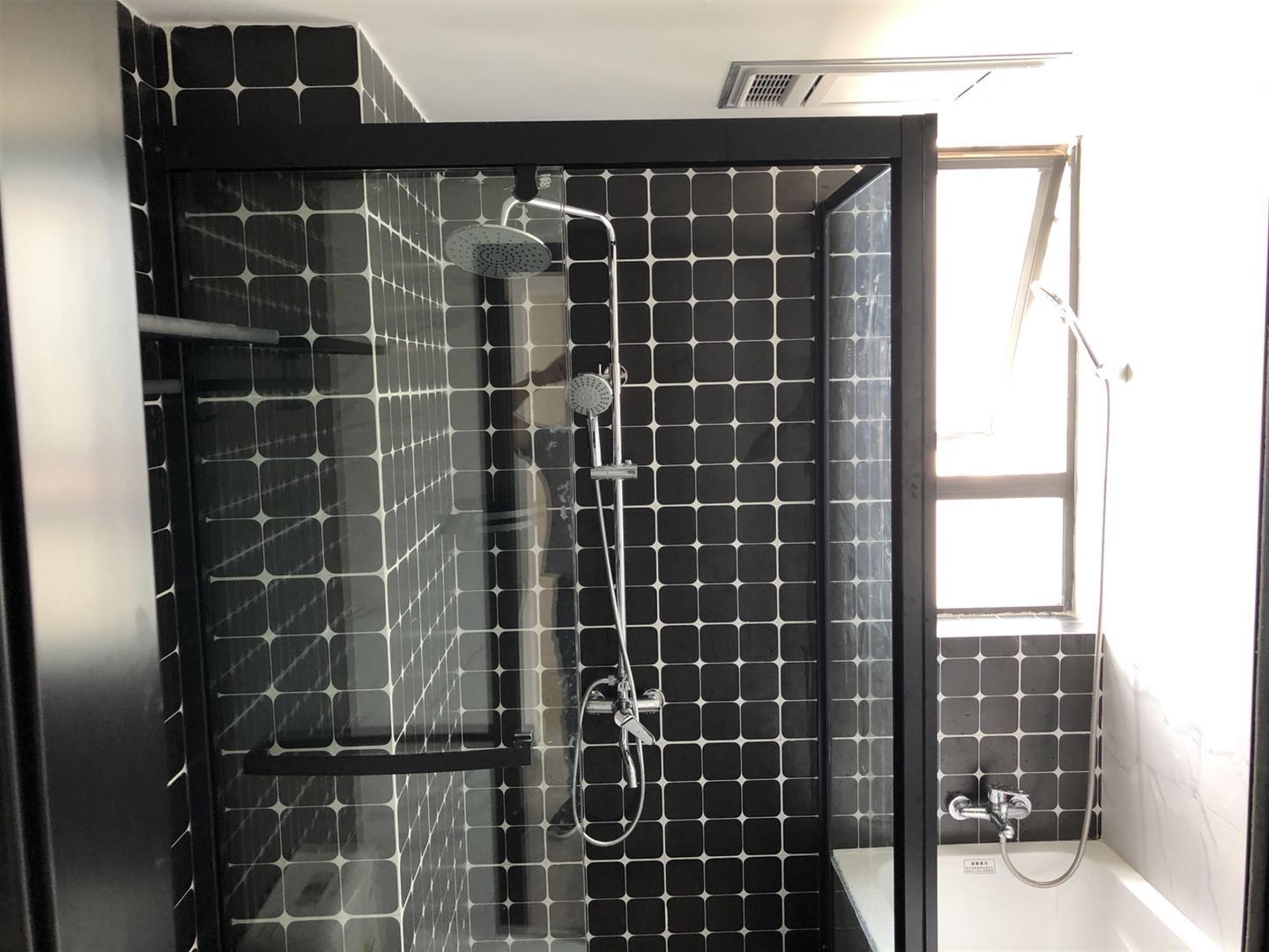 Big Shower Extra-Large 2BR in North Jing