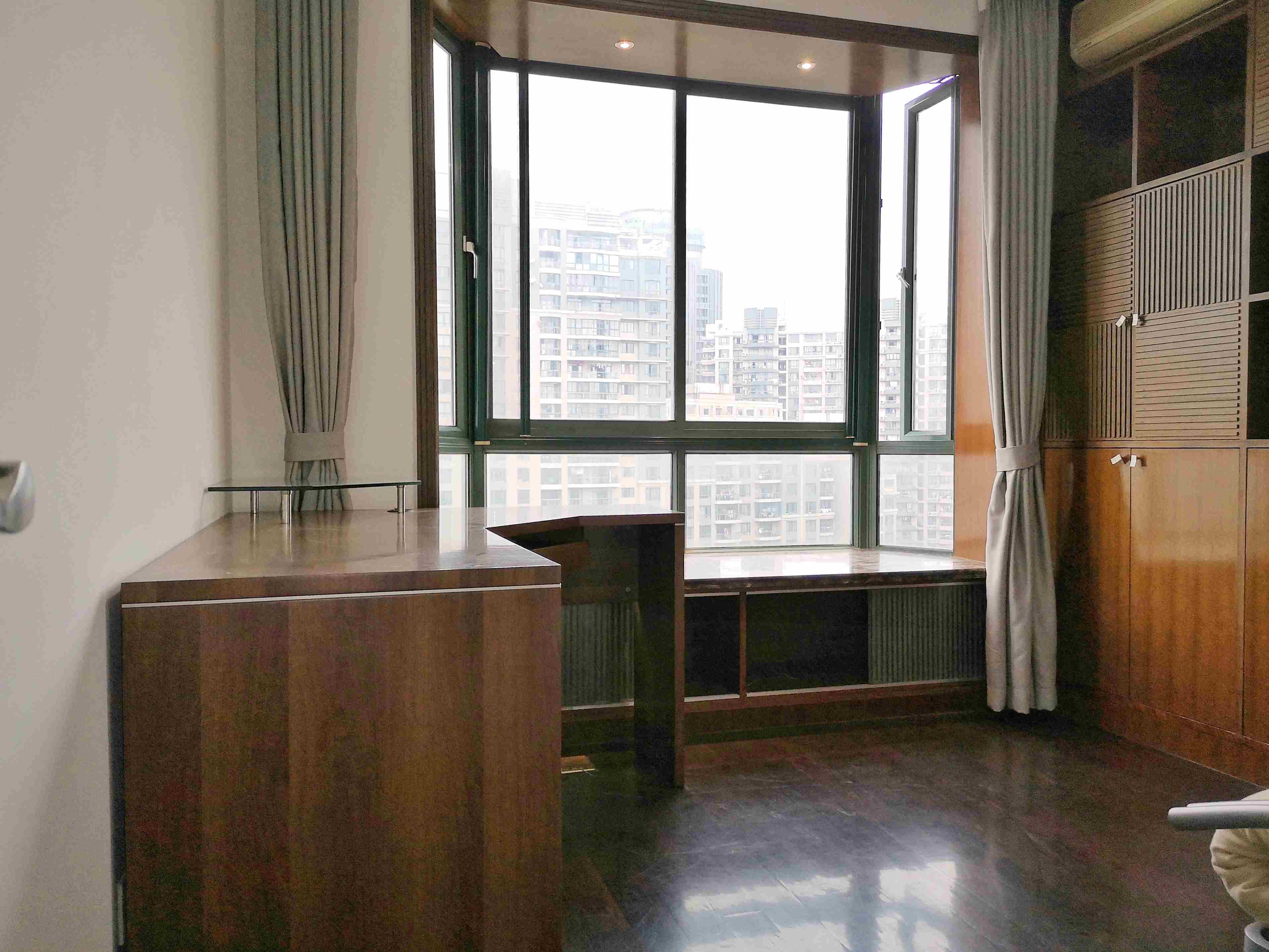 Office Space Bright Spacious 3BR Apt for Rent nr Suzhou Creek in Shanghai