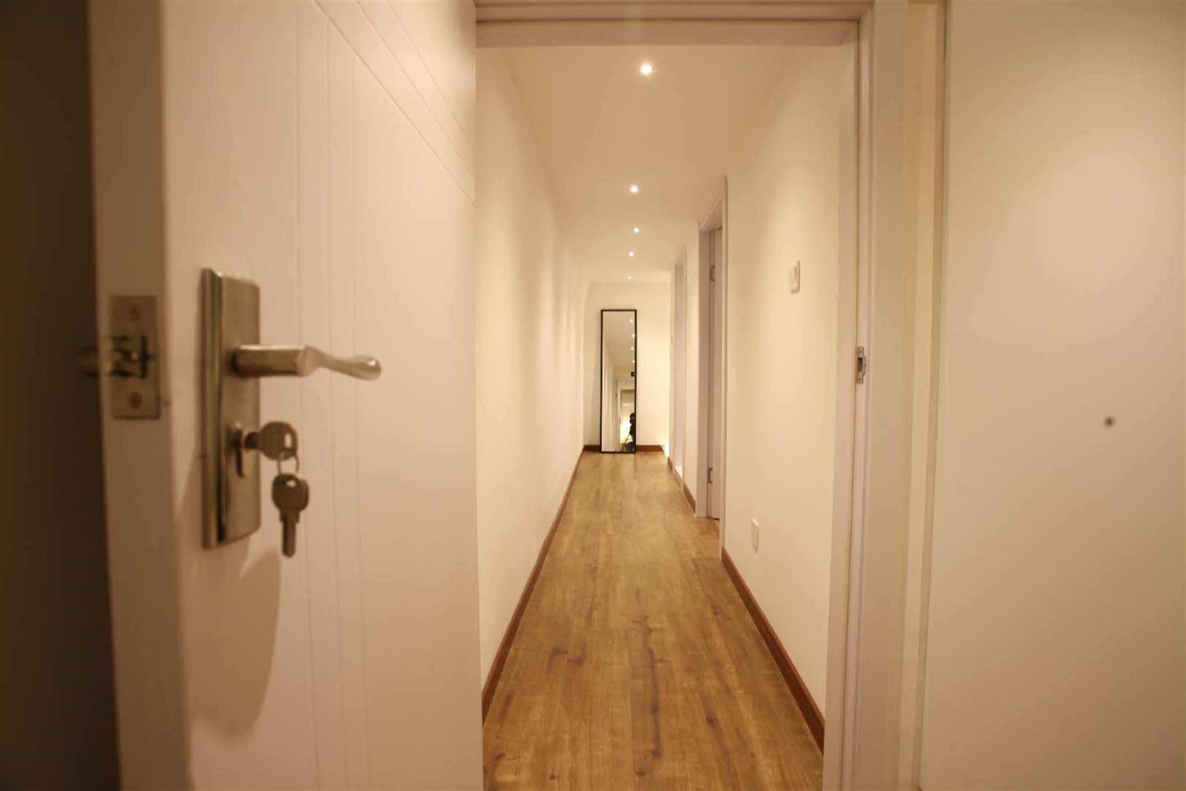 Bright Hallway Spacious 1F 2BR Lane House Apartment for Rent w Private Back Garden