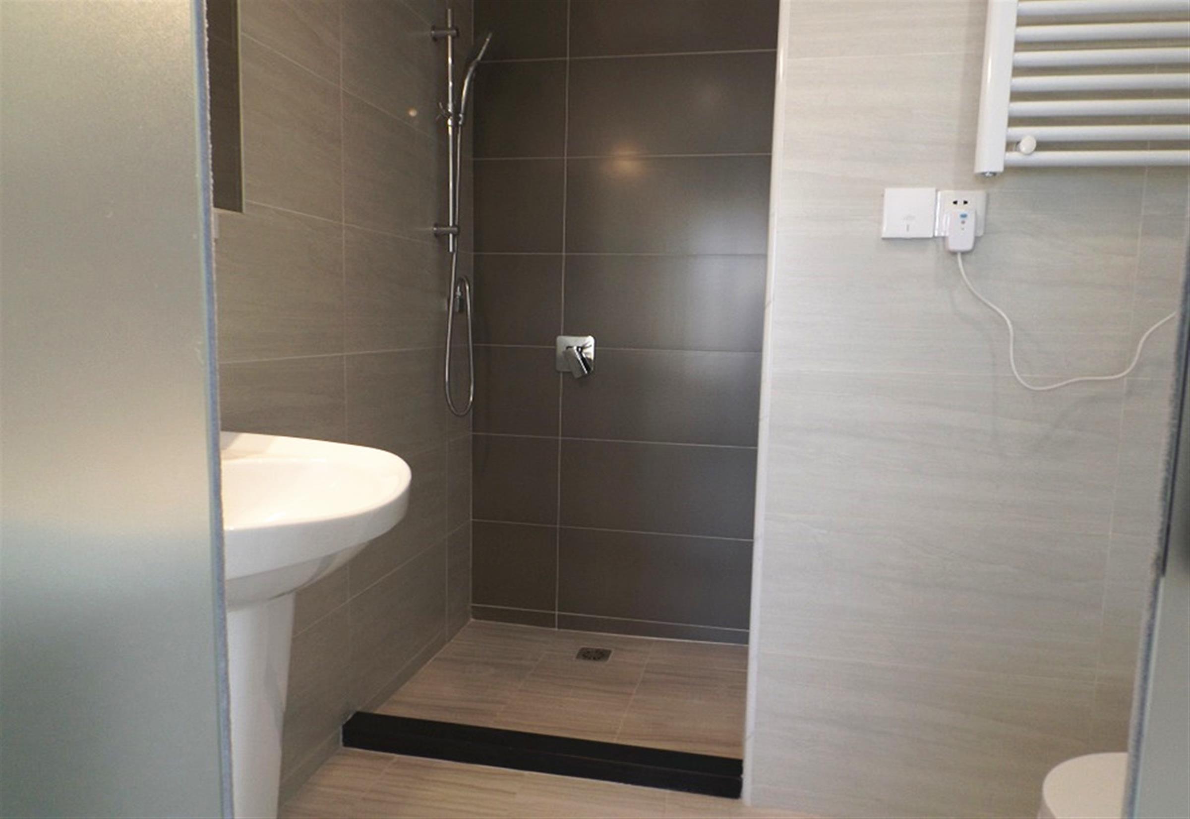 Big Shower Newly Decorated Spacious Modern Bright 3BR Apt in Shanghai