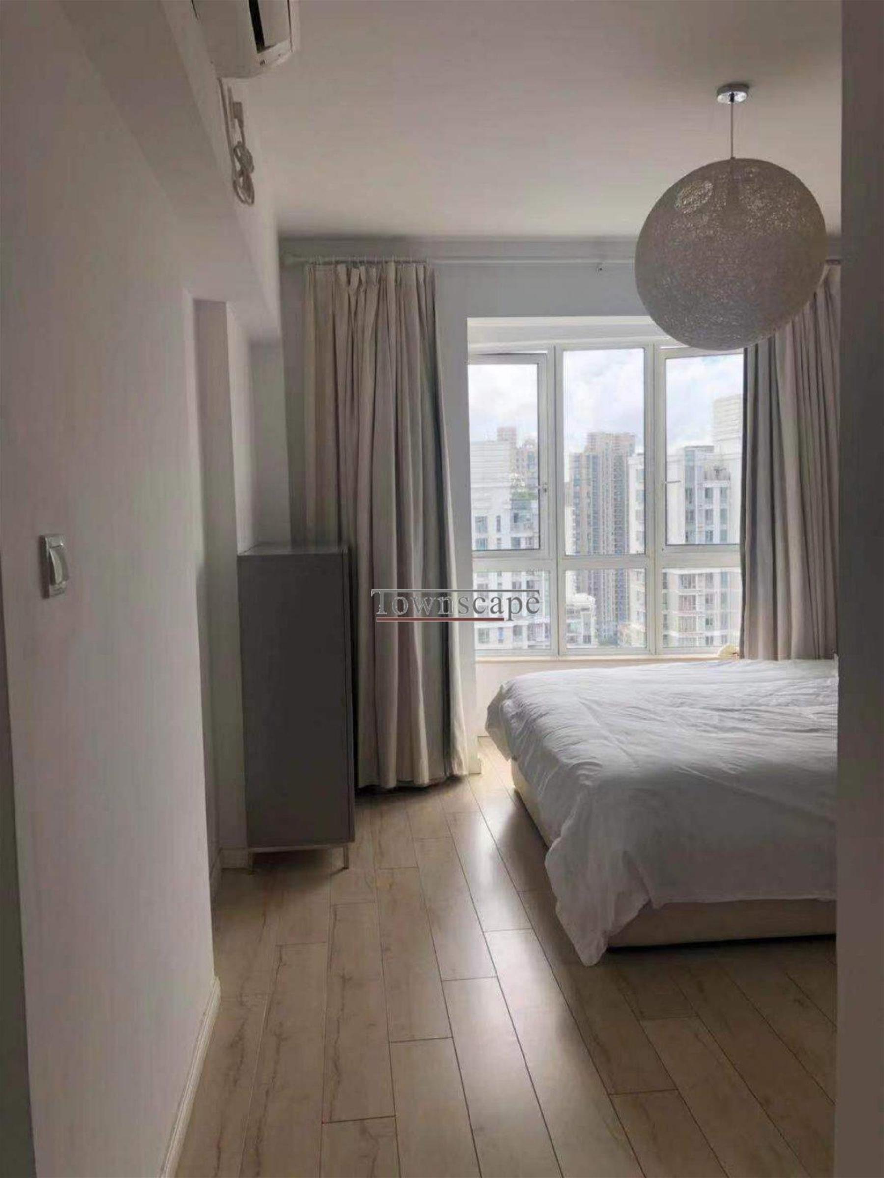 Bright Rooms Newly Renovated High Floor Apt w Great Views in Xujiahui La Cite or Rent