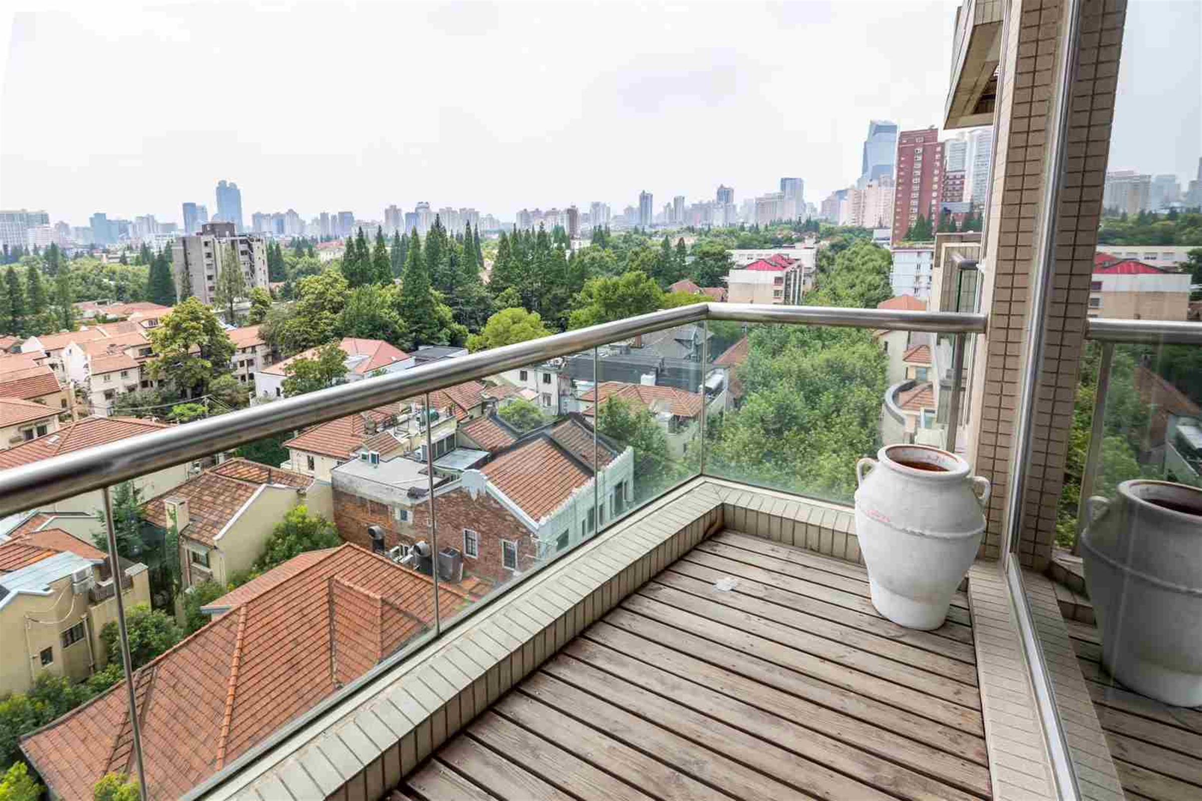 awesome views Great value, Luxury, 3 Balcony, 4BR, Chevalier Apt for Rent in Heart of FFC Shanghai