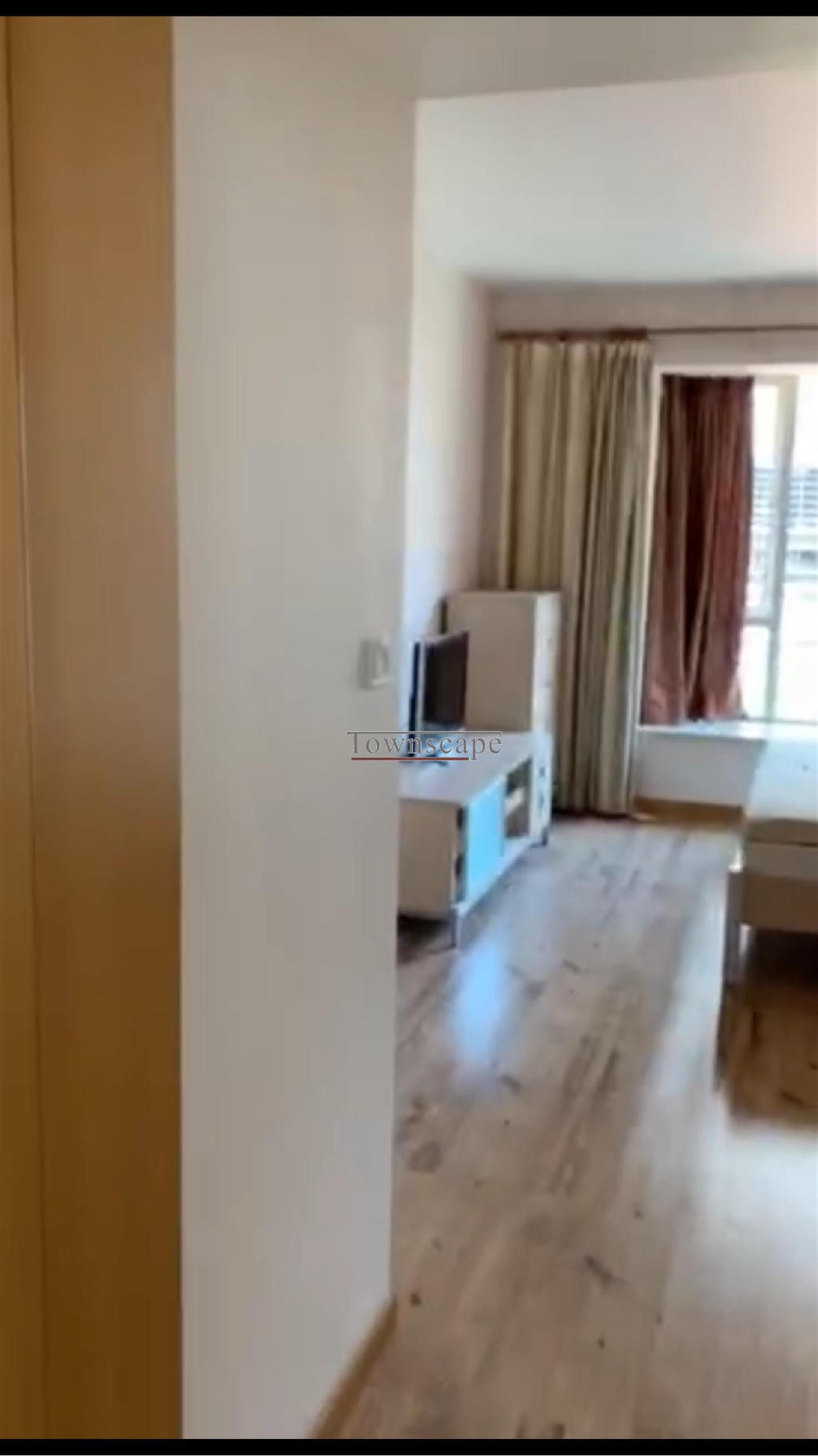  Comfy 3BR LaDoll Apt for Rent in Shanghai