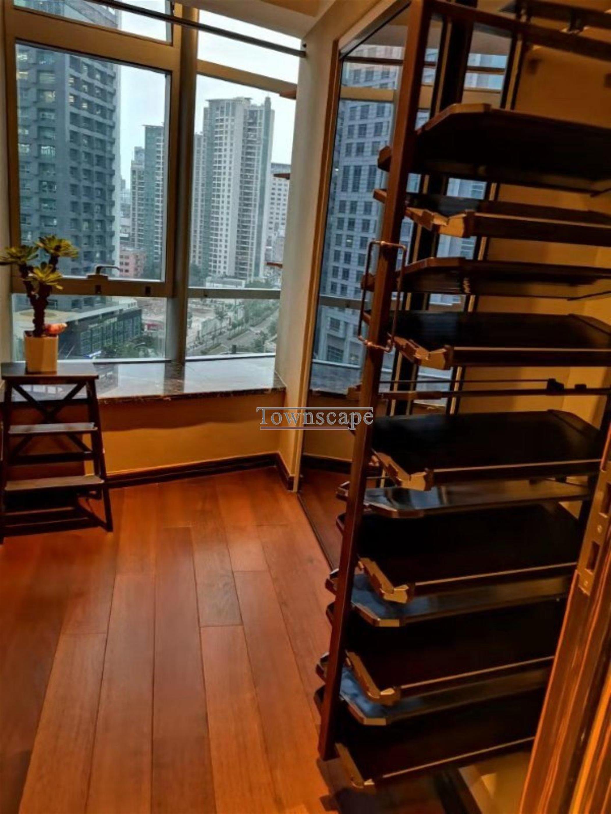 Beautiful floors Spectacular Chic Modern Spacious 2BR West Nanjing Rd Apt for Rent in Shanghai