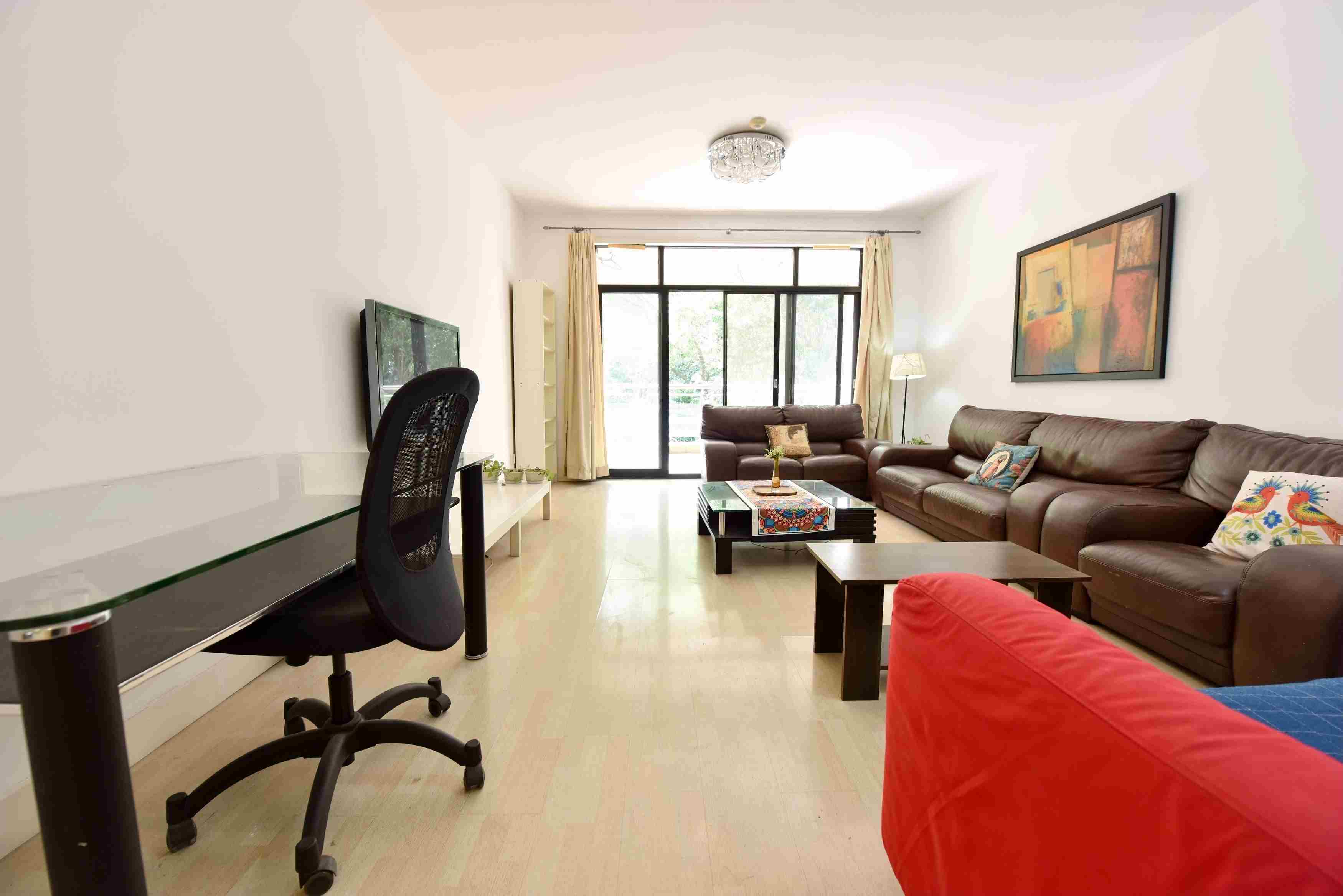 Bright Spacious 3BR Gubei Apartment for Rent in Hongqiao Shan