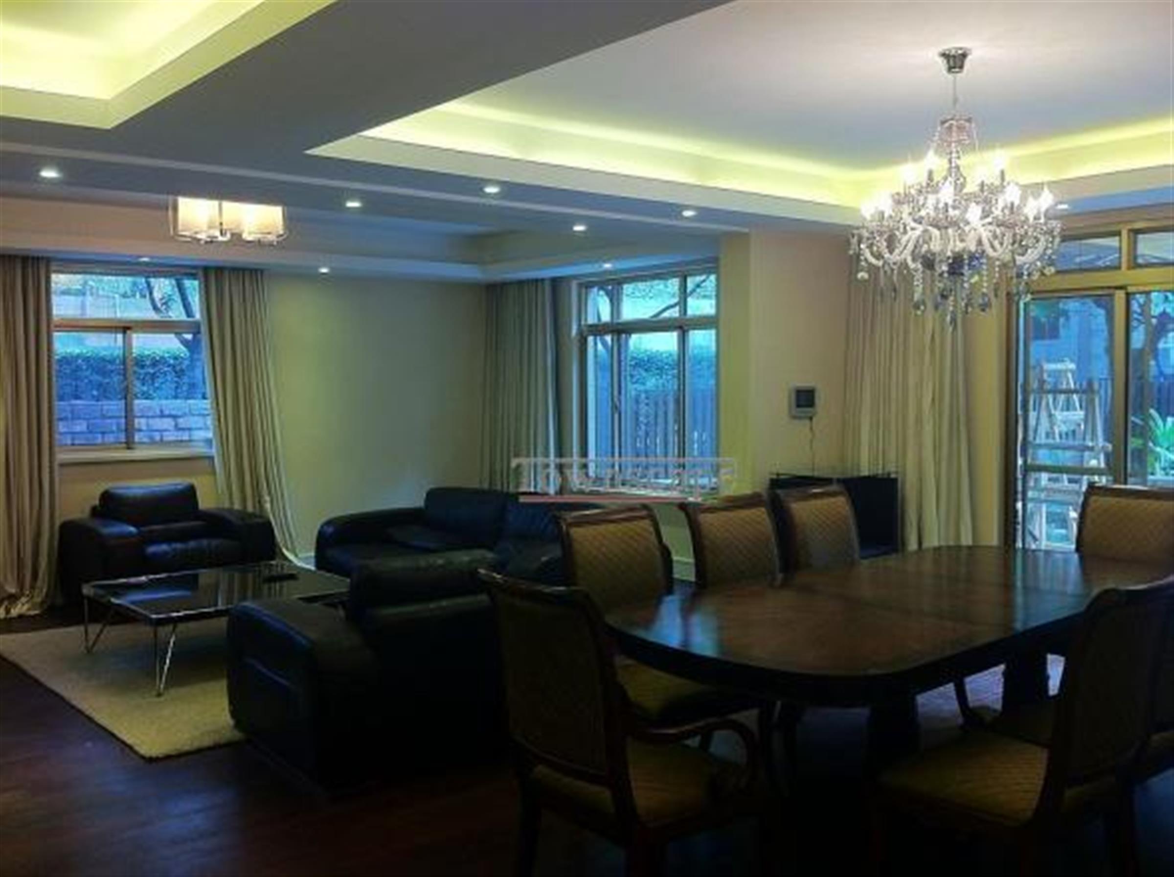 gorgeous living room Enormous Lux 2F+Basement Apt for Rent nr Jiangsu Rd Shanghai