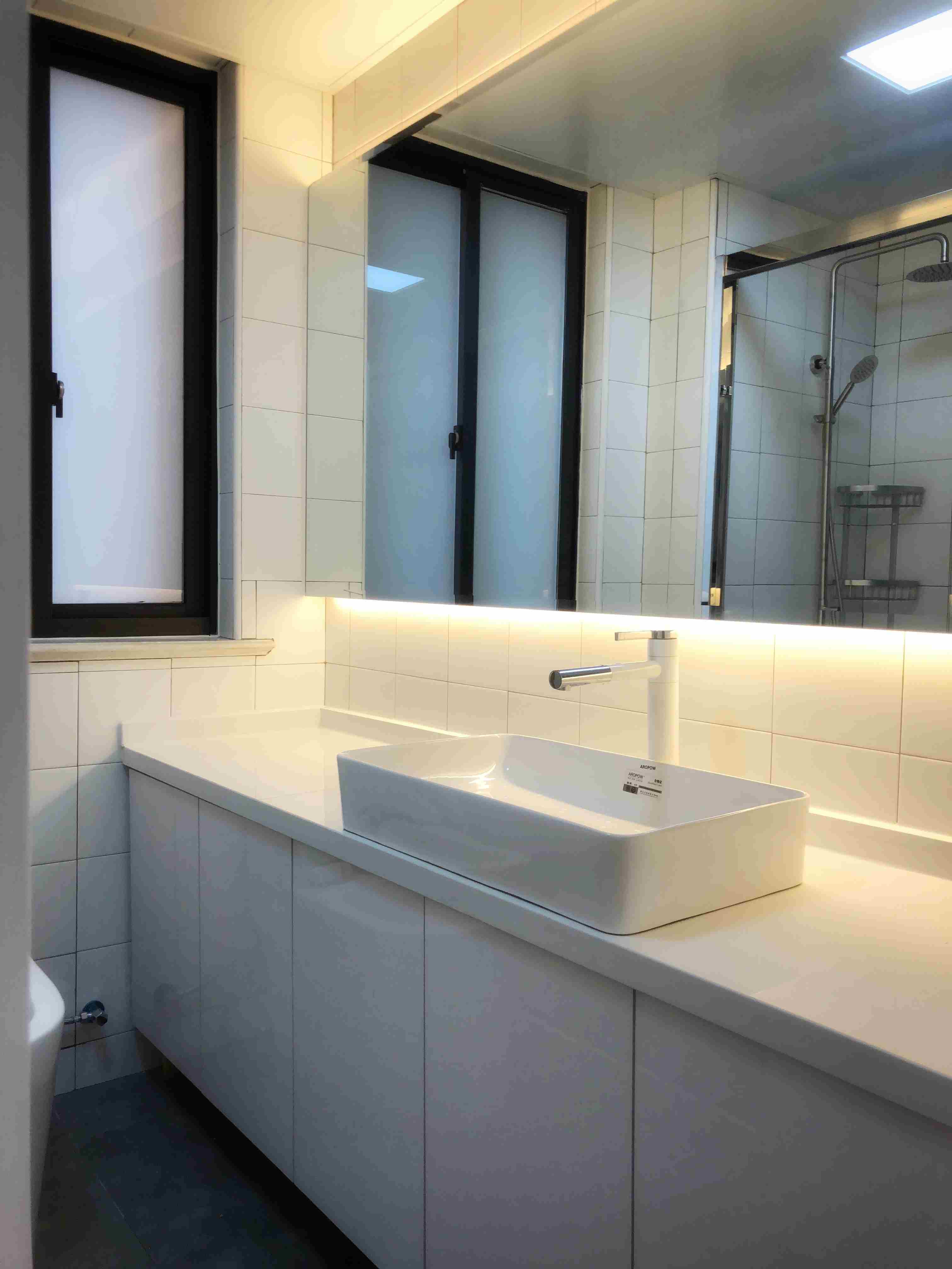 clean bathroom Bright Spacious 115sqm 2BR Jing