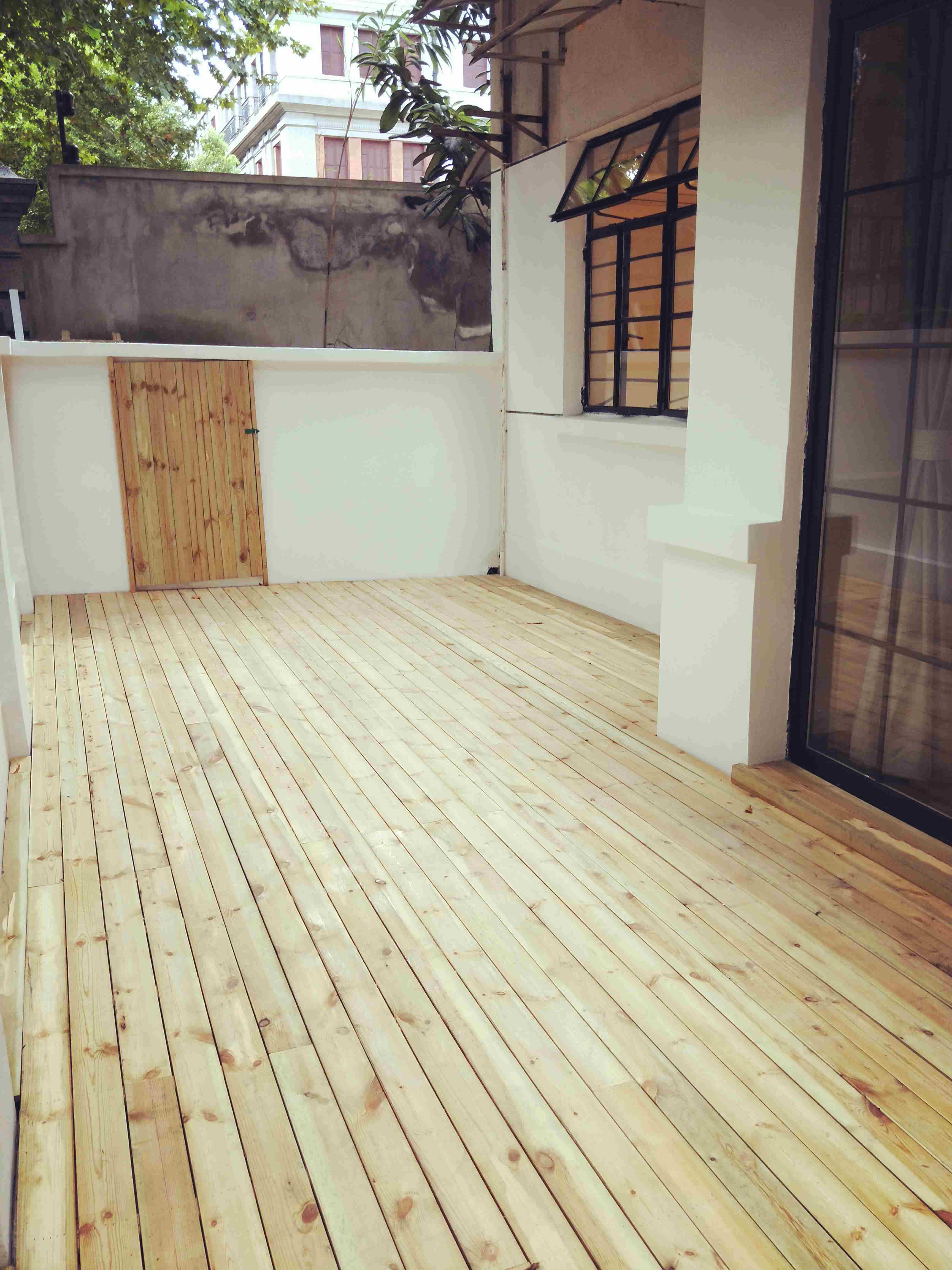 patio Bright Quiet 3BR Xintiandi Lane House Apartment in Shanghai for Rent