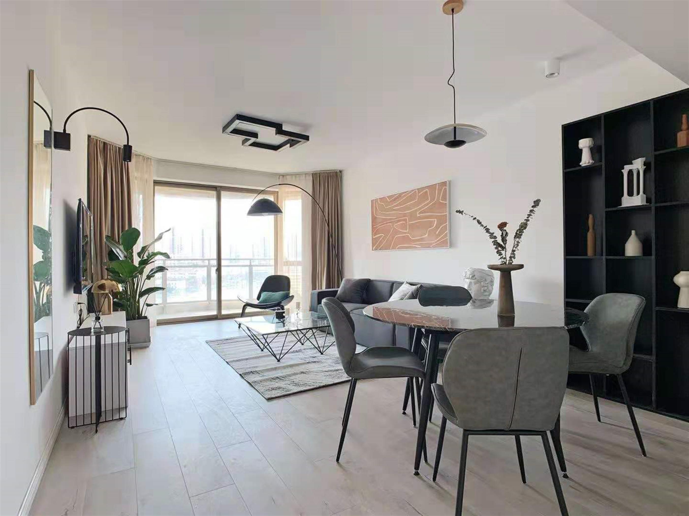 Modern Bright Spacious Suzhou Creek Apartment for Rent in Jin