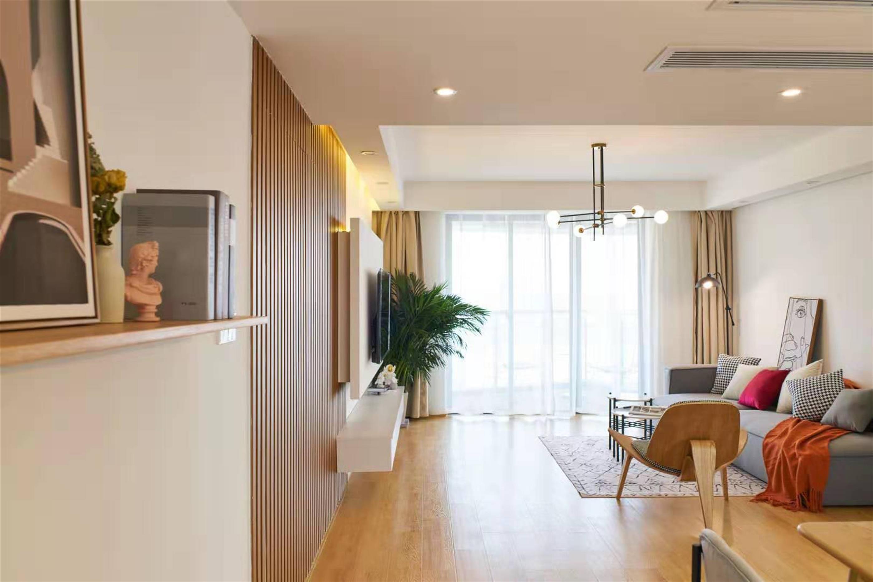 modern decor Modern 3BR Apt w Fantastic River View nr LN 4,8 for Rent in Shanghai