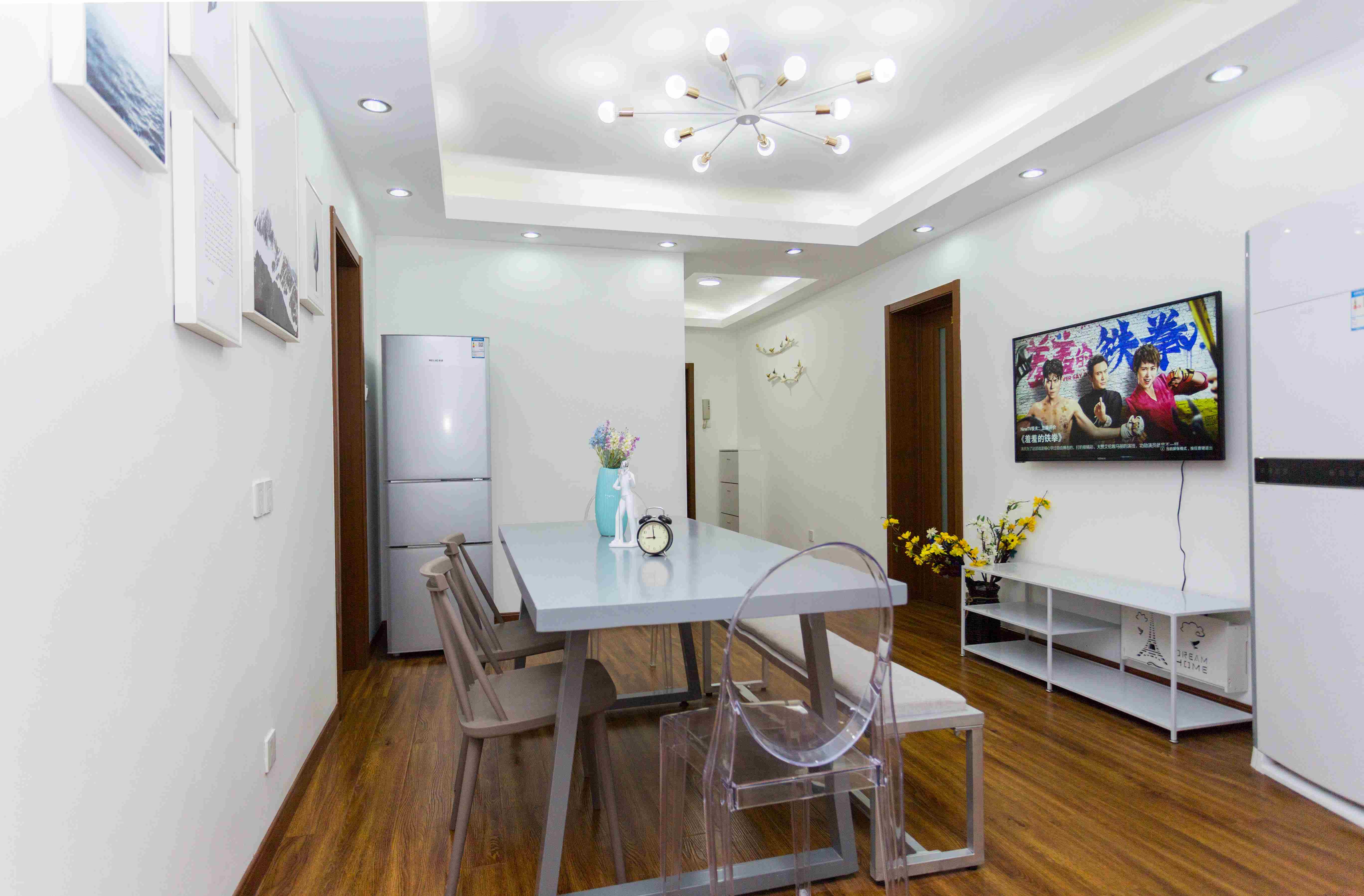 open dining area Bright 4BR Fantastic Views & Convenient W Nanjing Rd LN 2/12/13 for Rent in Shanghai