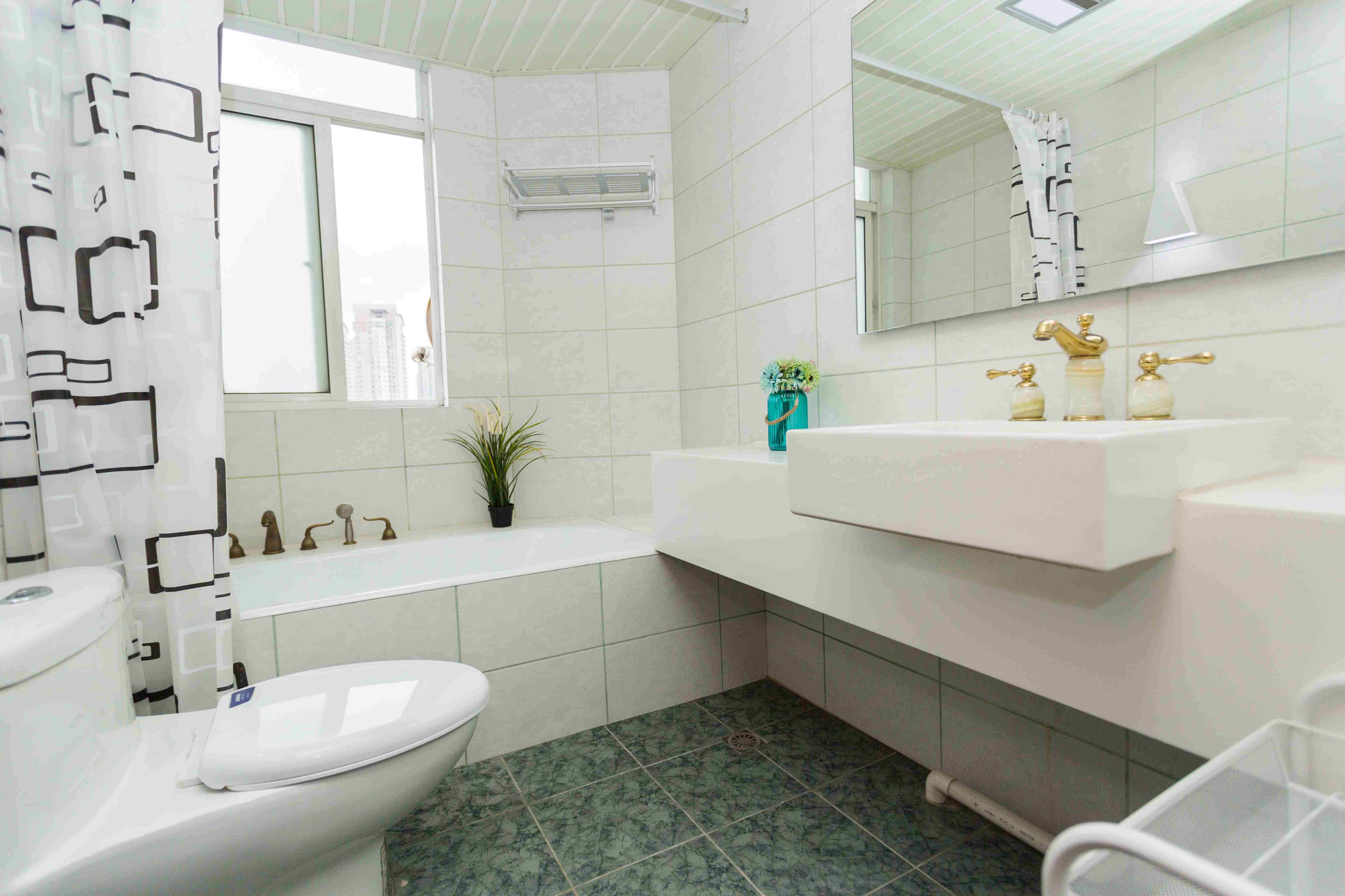 bathtub Bright 4BR Fantastic Views & Convenient W Nanjing Rd LN 2/12/13 for Rent in Shanghai