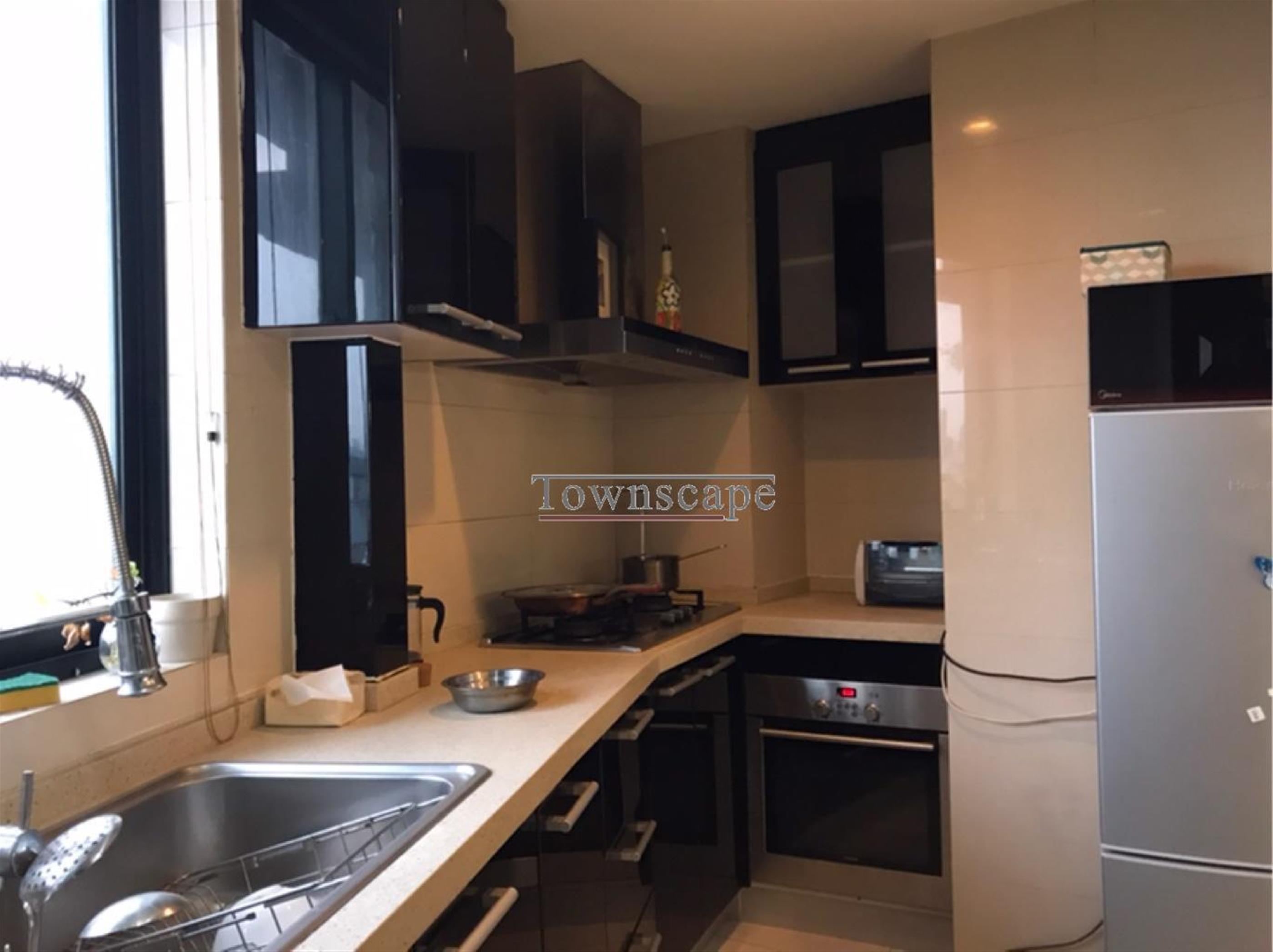 oven in kitchen Good Value Large 3BR Apartment nr Xintiandi LN 8/9/10/13 for Rent in Shanghai