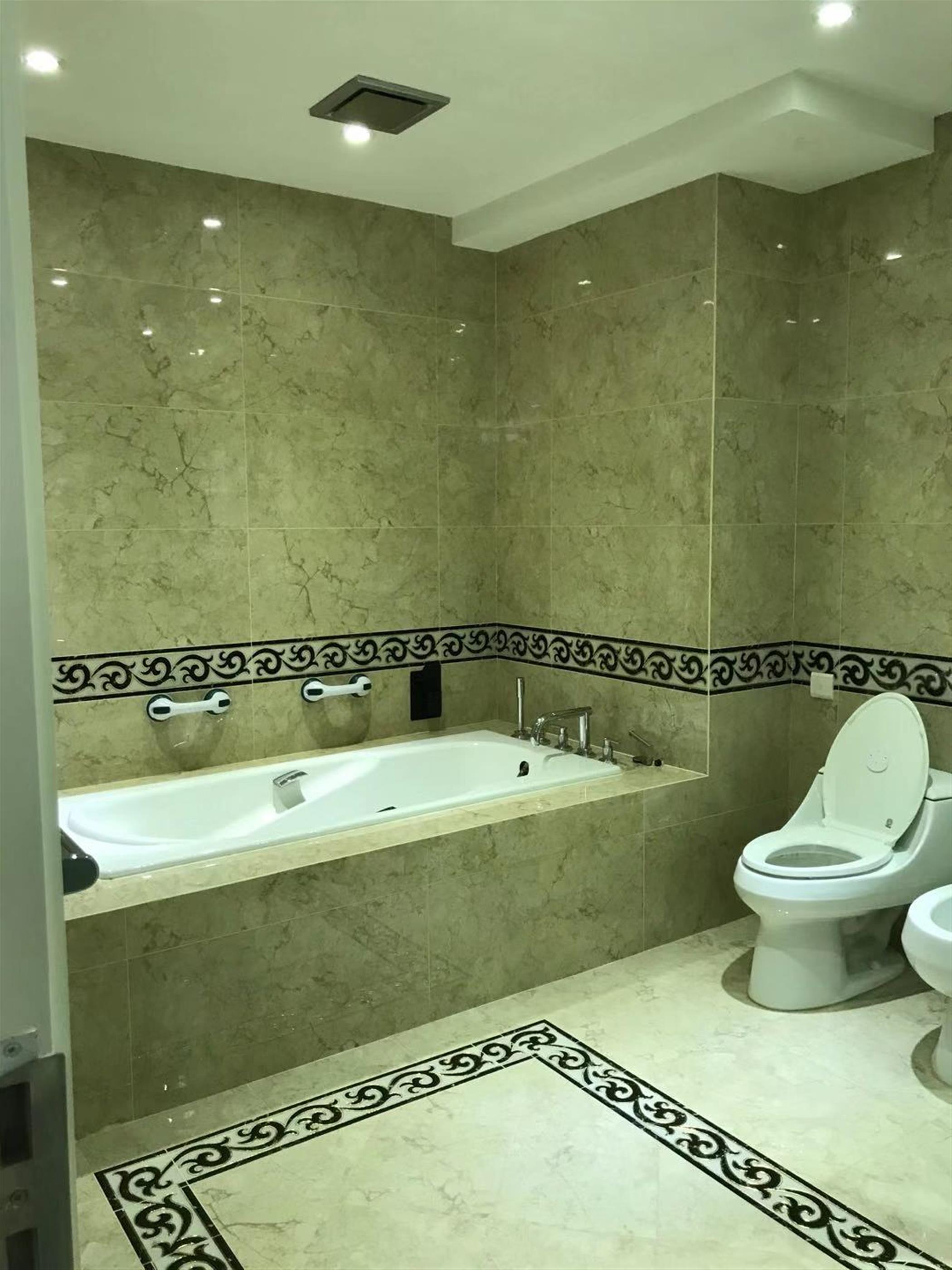 Her bathroom Enormous Lux 2F+Basement Apt for Rent nr Jiangsu Rd Shanghai