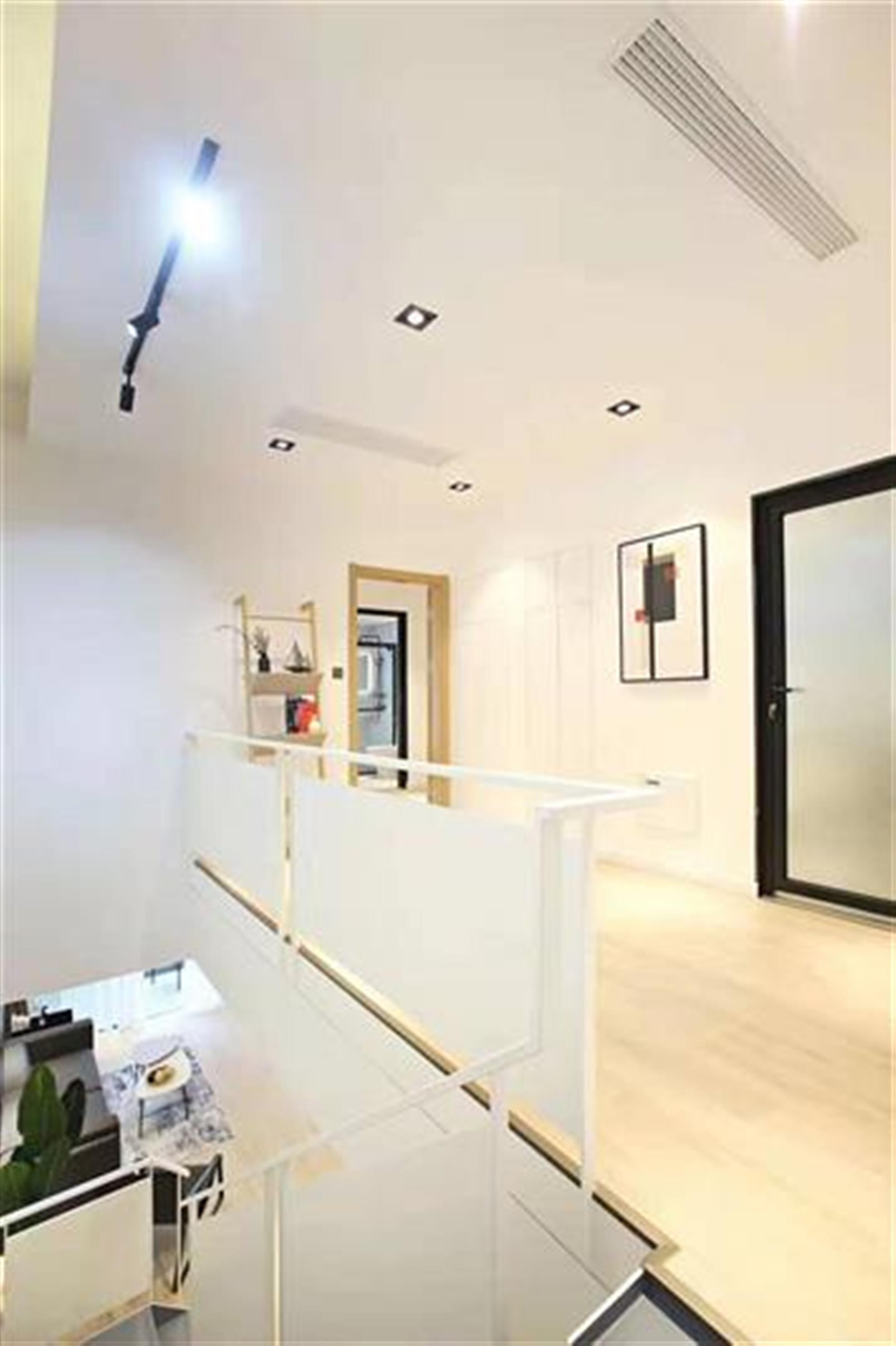 upstairs Newly-decorated Modern Bright Spacious 4BR Xintiandi Duplex for Rent in Shanghai LN 10/13