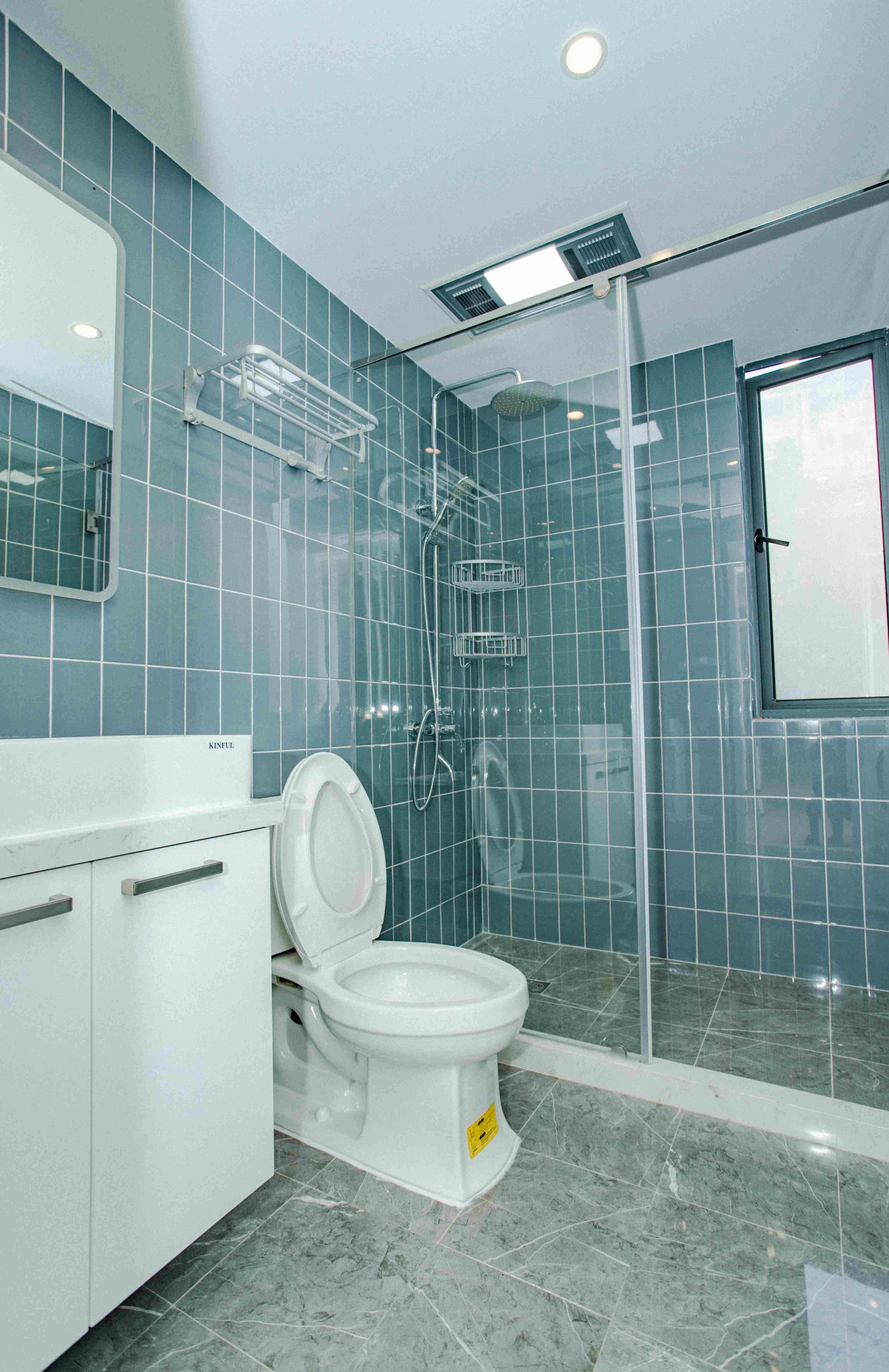 big shower Newly-decorated Modern Bright Spacious 2BR Gubei Apt for rent in Shanghai LN 2/10