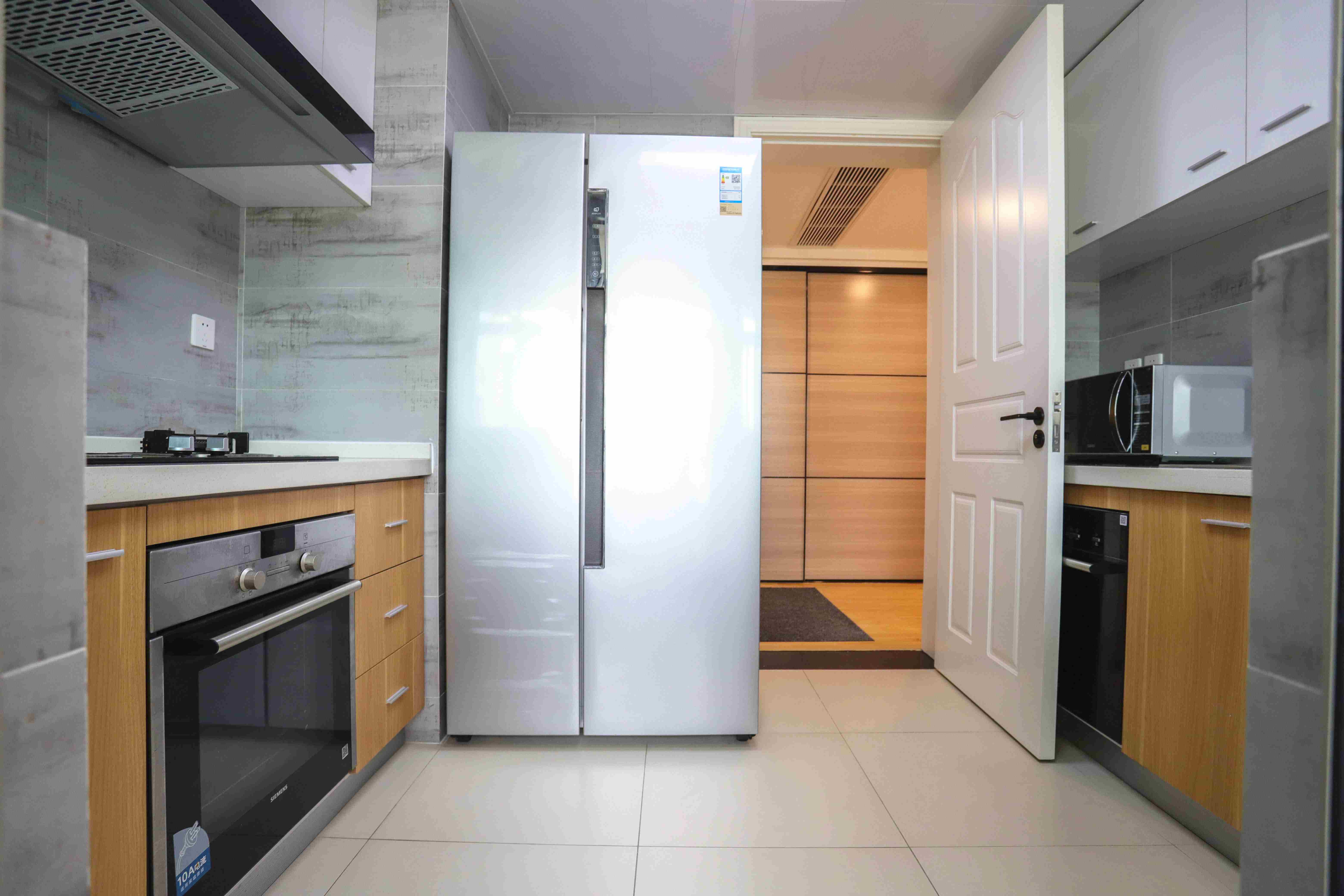 nice kitchen New Modern Bright Spacious 2BR One Park Ave Apt for Rent in Shanghai Jing’an Near LN 2/7