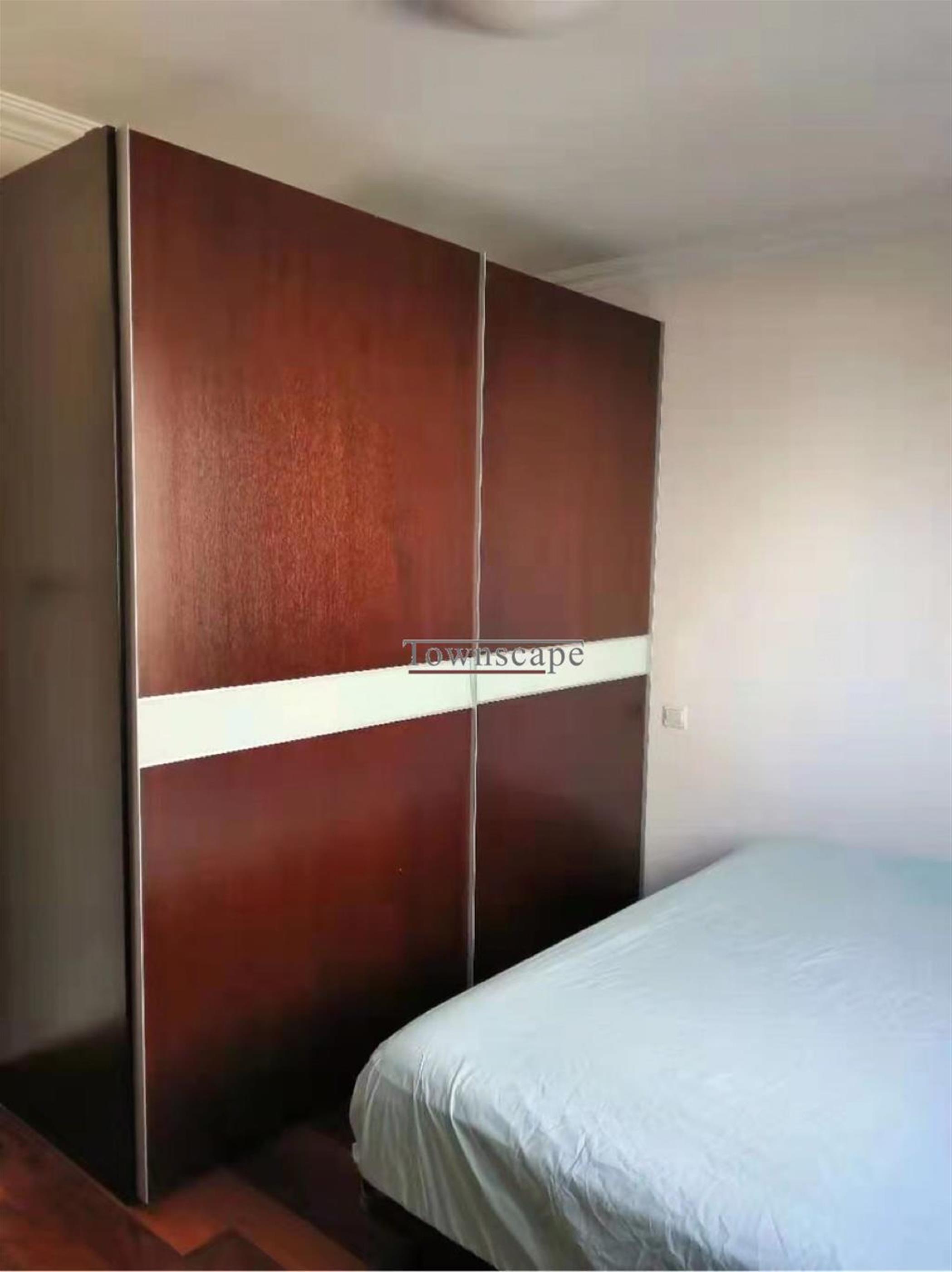 Storage Space Great Value Spacious Bright 3BR Apartment Near LN 10 & Zoo for Rent in Shanghai