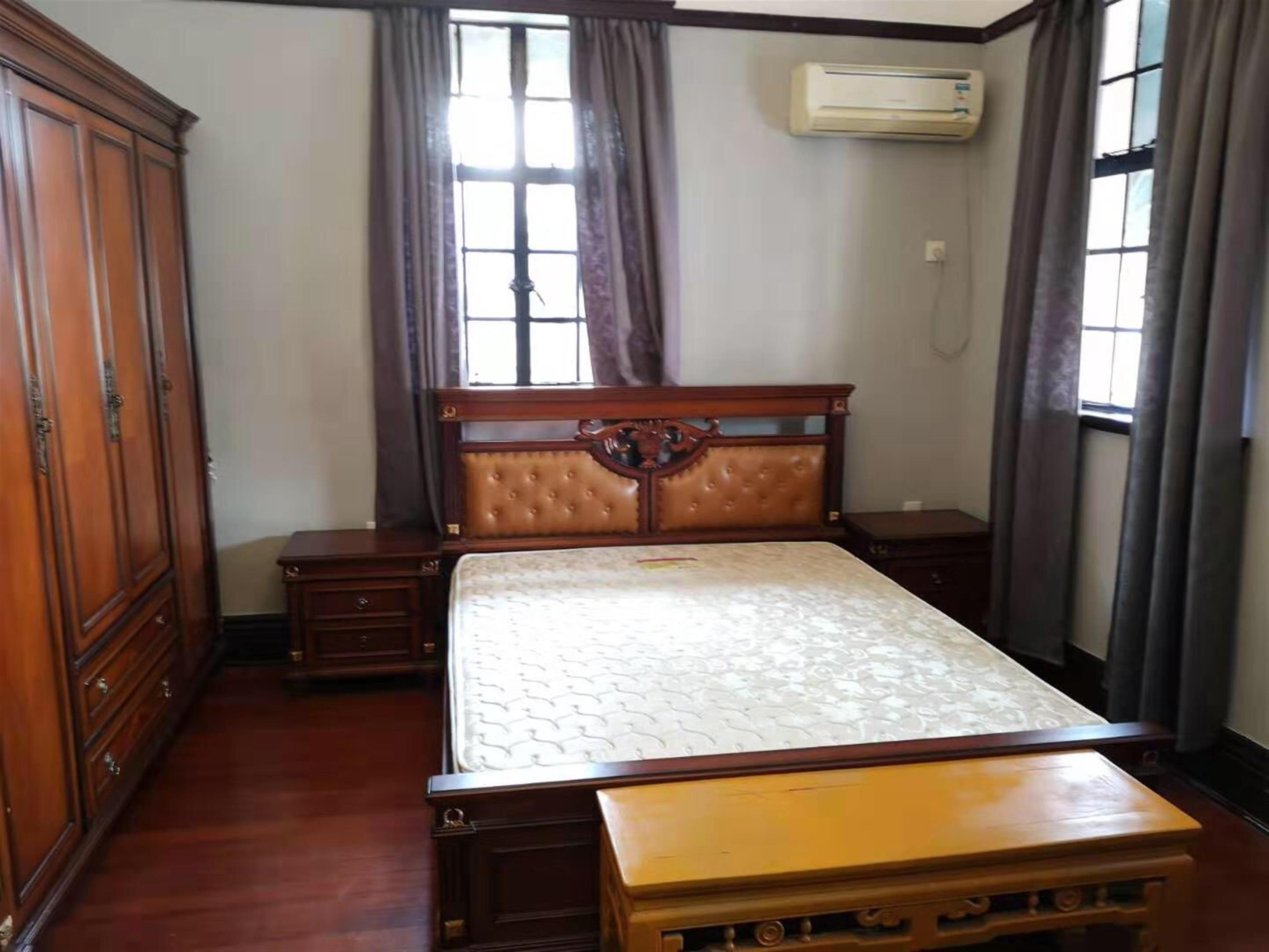 big wardrobe Great Value Great Location Bright 2BR Lane House Apt nr LN 2/12/13 for Rent in Shanghai