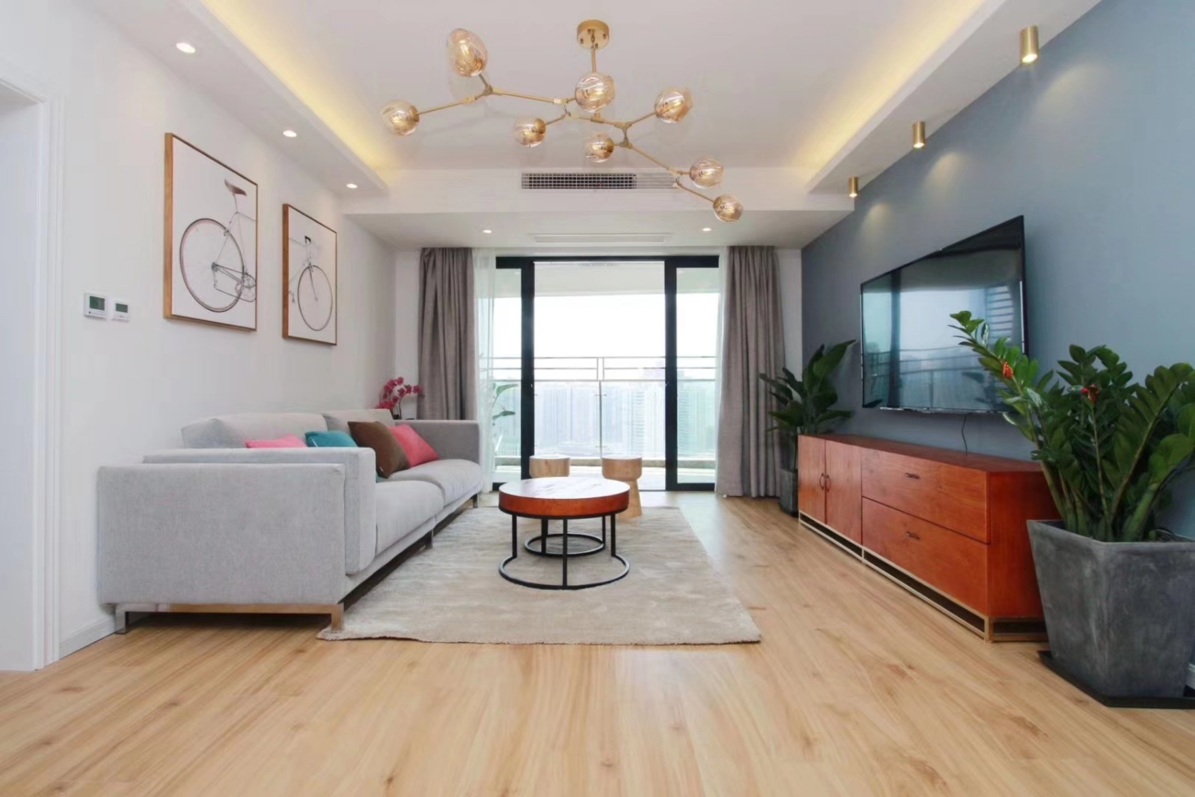 pretty floors Modern Apt nr LN 7/13 w Great Views in Shanghai’s Jing’an Area for Rent