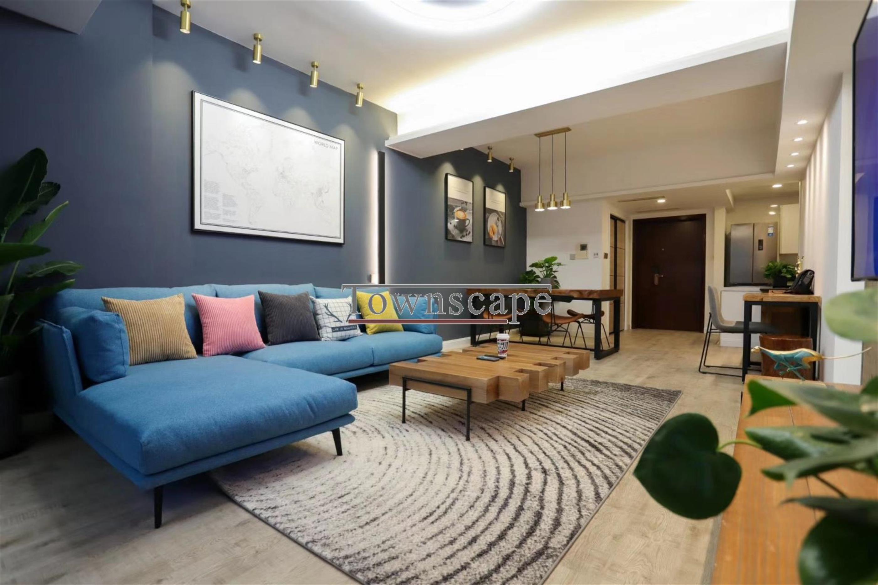 modern living room Spacious Modern Apt nr LN 2/12/13 in Shanghai’s W Nanjing Rd Area for Rent