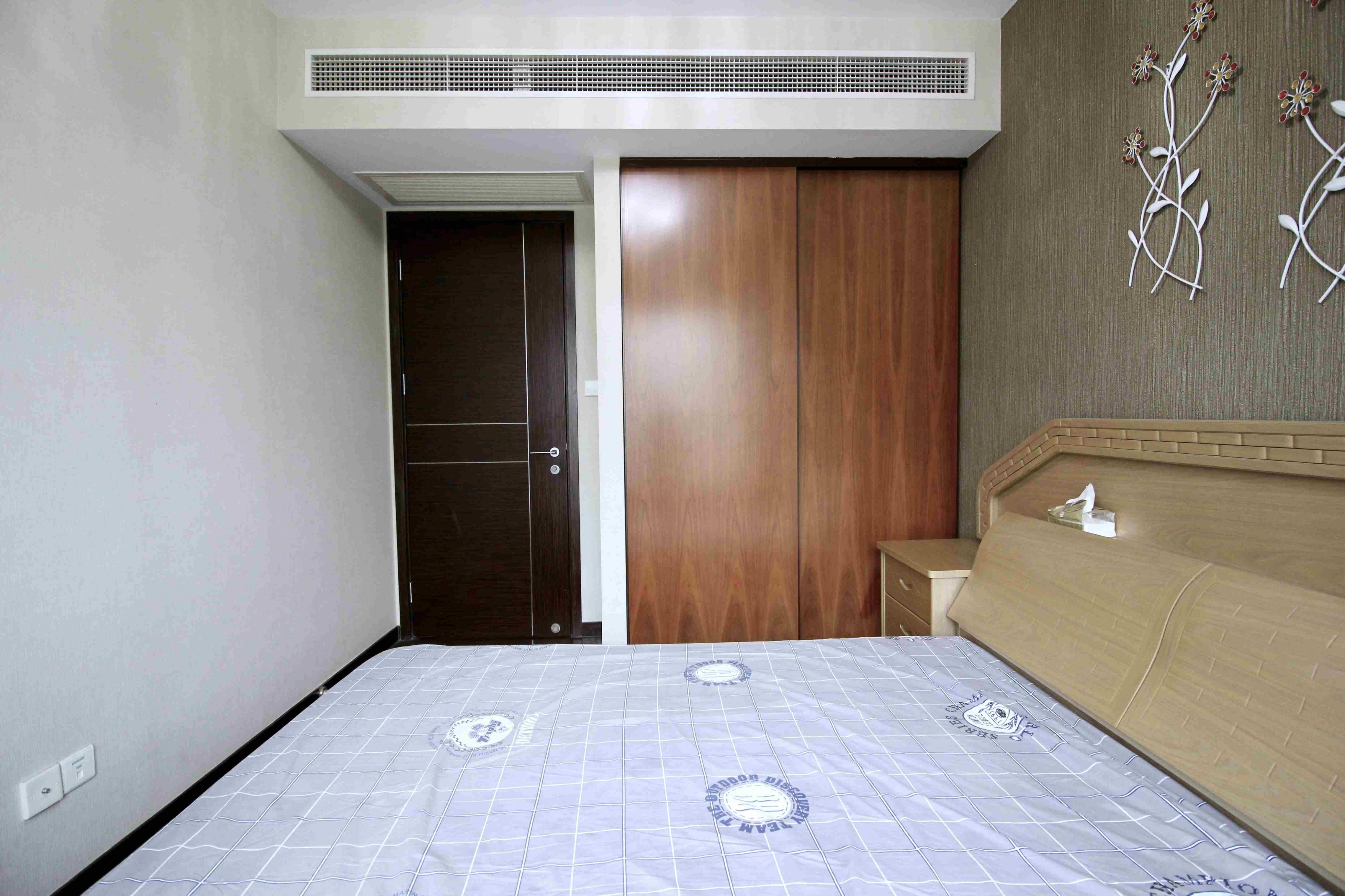 big bed Bright Spacious Classy 2BR Apt nr LN 2/7 for Rent in Shanghai’s Jing’an