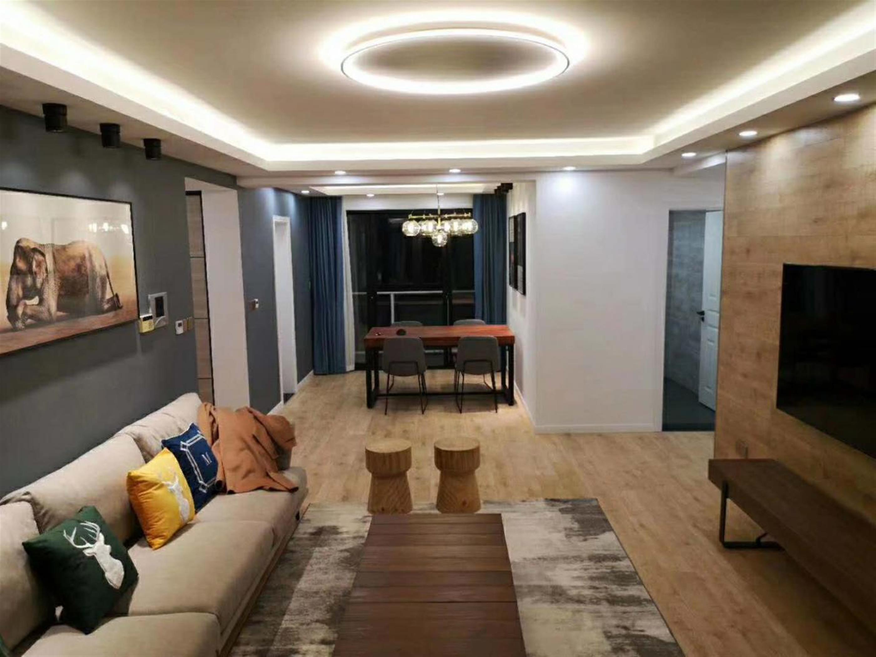 Pretty decor Newly Furnished, Modern, Spacious Jing’an 4BR Apt nr LN 1/2/8/13 in Shanghai for Rent