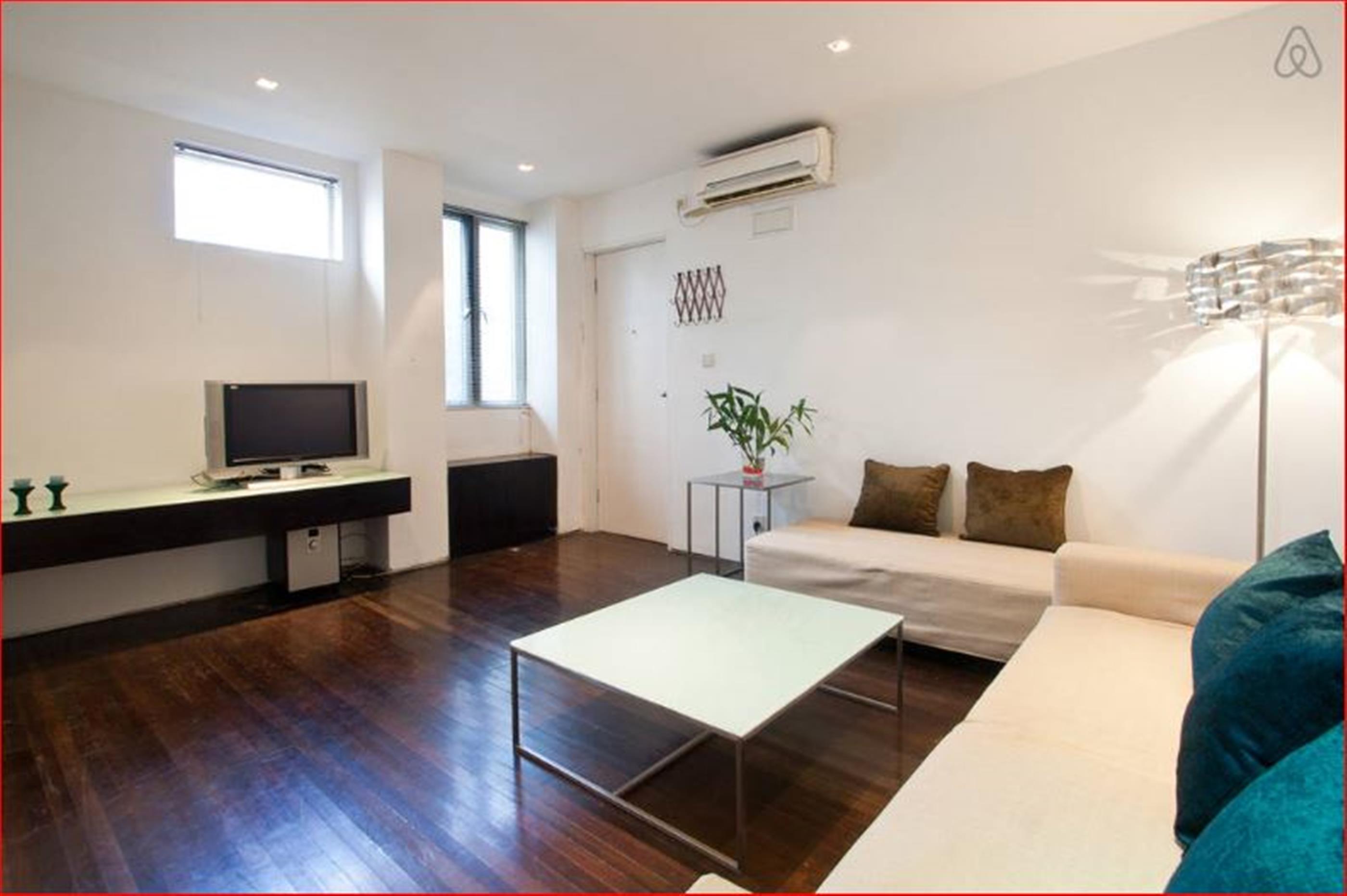 open living space Renovated Bright Spacious Modern FFC 1BR Apt nr LN1/2/7/10/11 in Shanghai for Rent