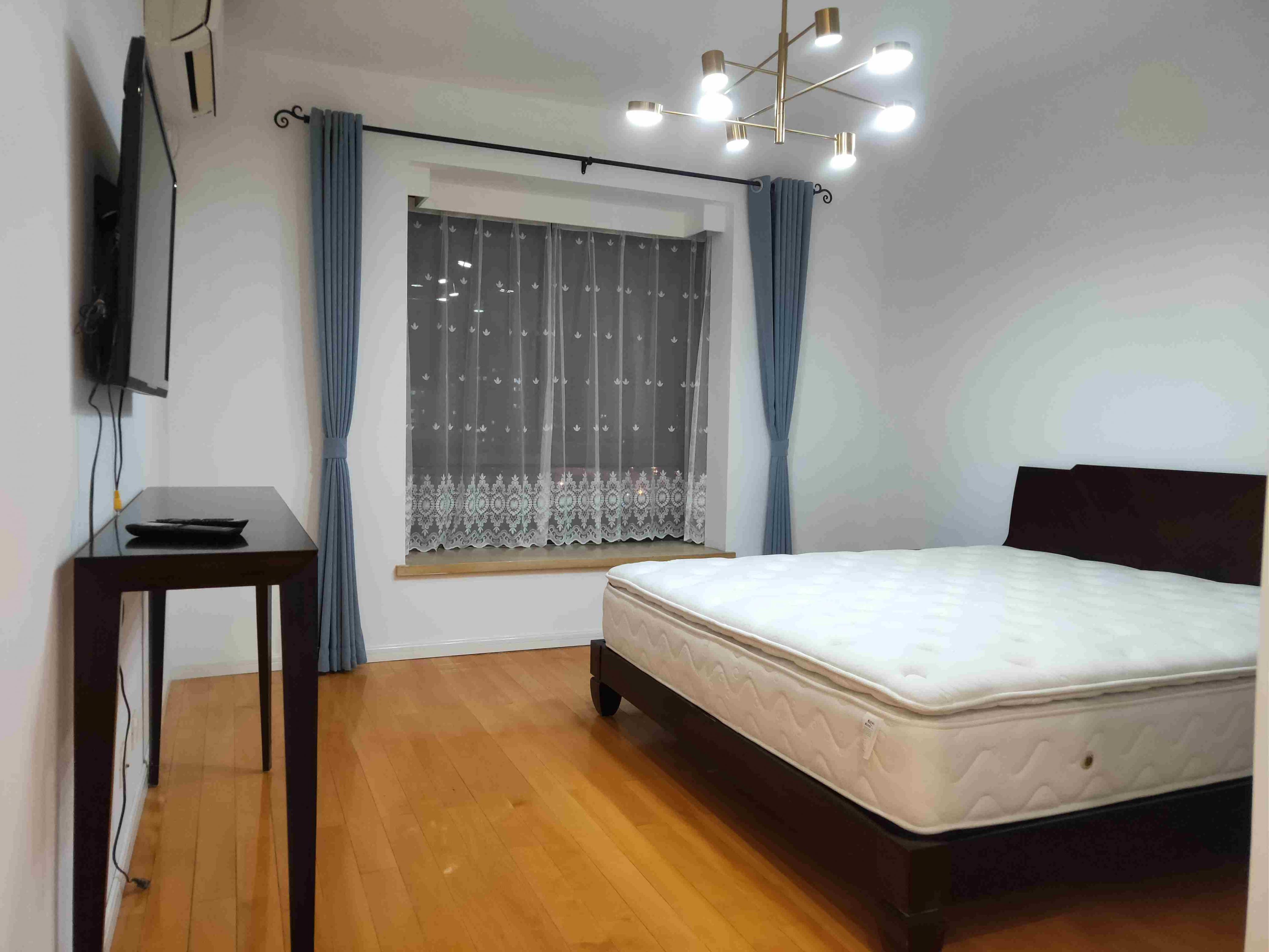 large bedroom Spacious Affordable 3BR Apt nr River & LN 3/11/12 for Rent in Shanghai