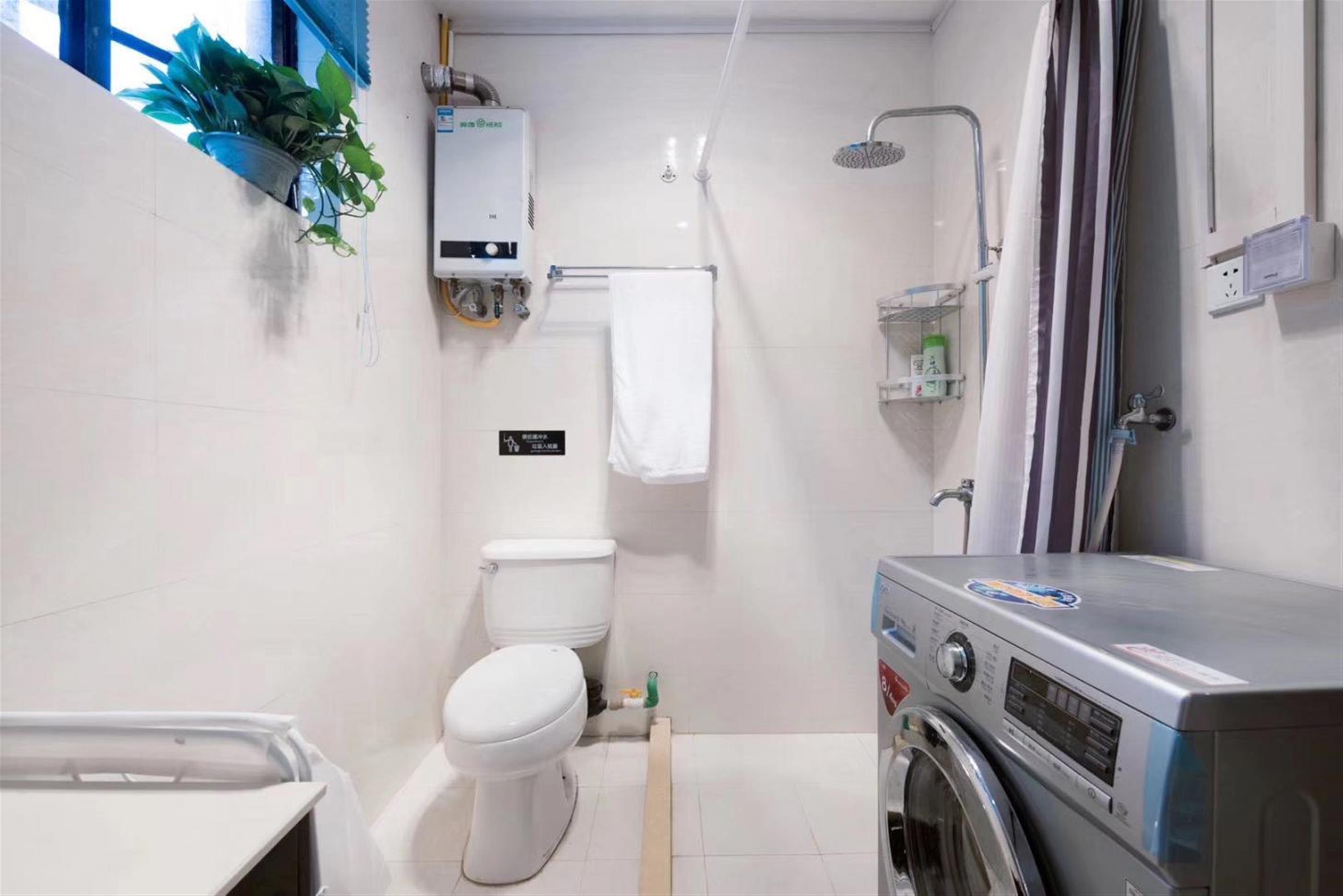 washer and drier Gorgeous Bright Spacious 2BR FFC Lane House Apt nr LN 1/10/12 for Rent in Shanghai