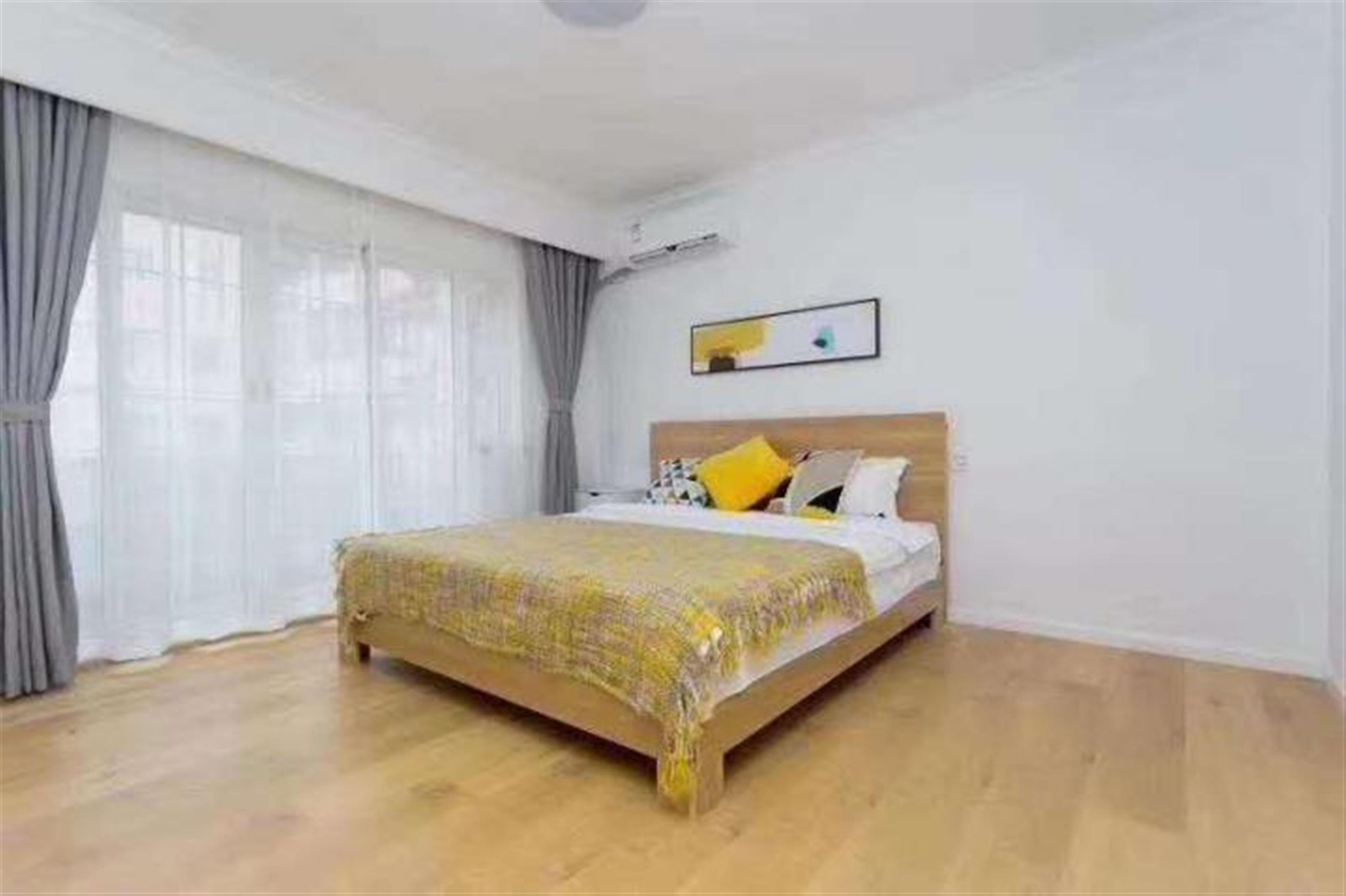 big bedroom Bright Spacious 3BR Apt Nr Dingxi Road & LN 2/3/4/10/11 for Rent in Shanghai