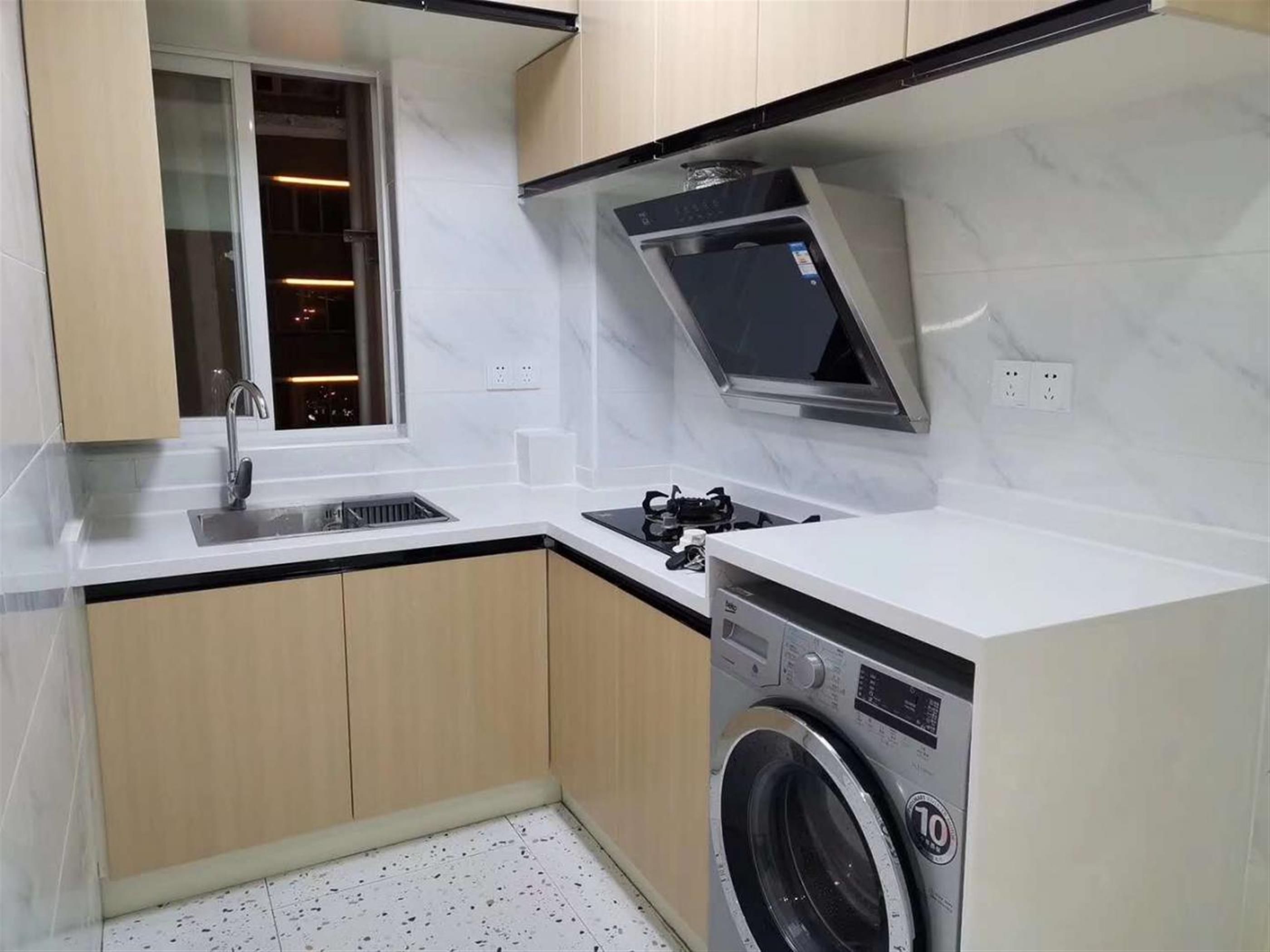 Kitchen Renovated Bright 2BR Apt Nr LN 1/4 in Shanghai for Rent