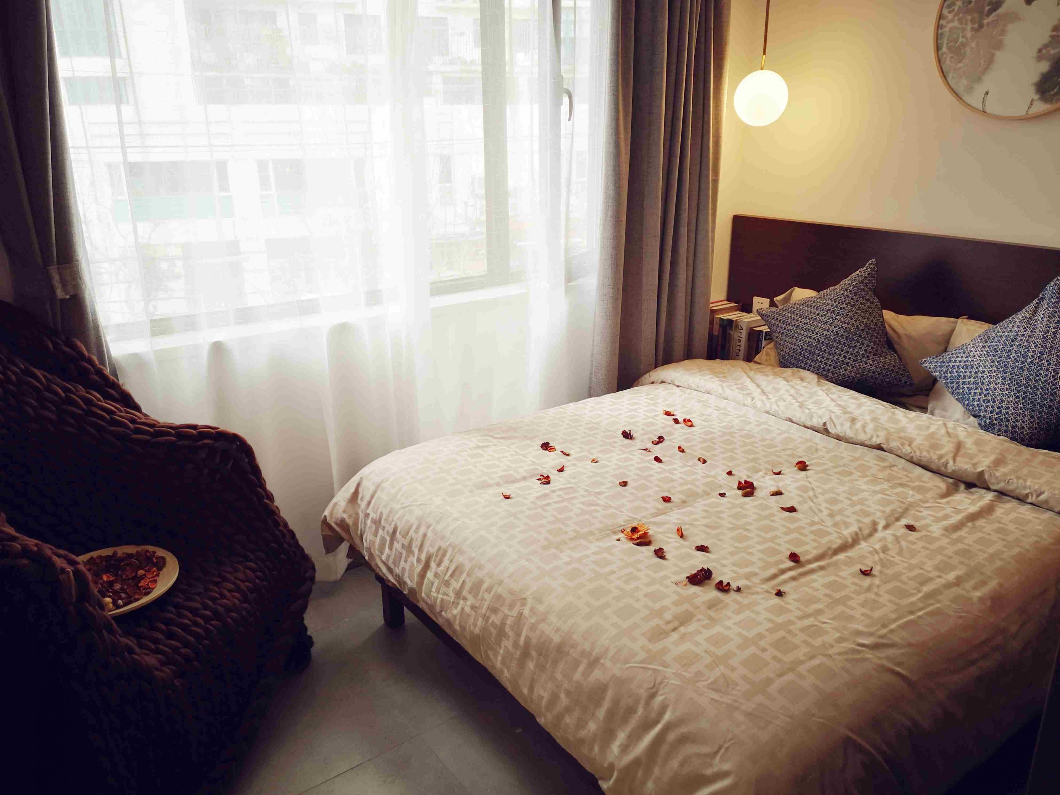 bright bedroom Bright Cozy Suzhou Creek 1BR Apt Nr LN 3/4/13 for Rent in Shanghai