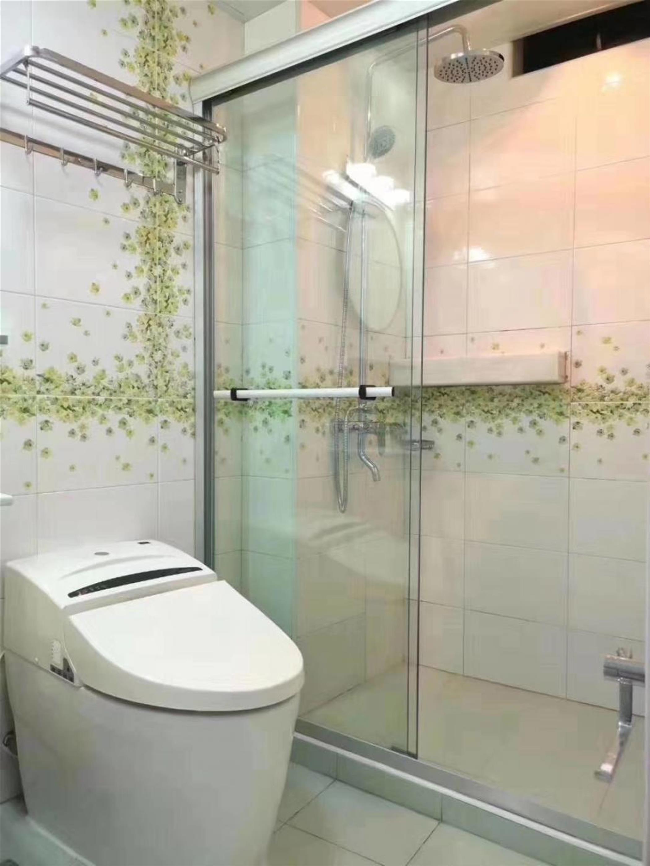 bidet Sleek Modern 1BR Apartment Nr LN 3/4 for Rent in Shanghai