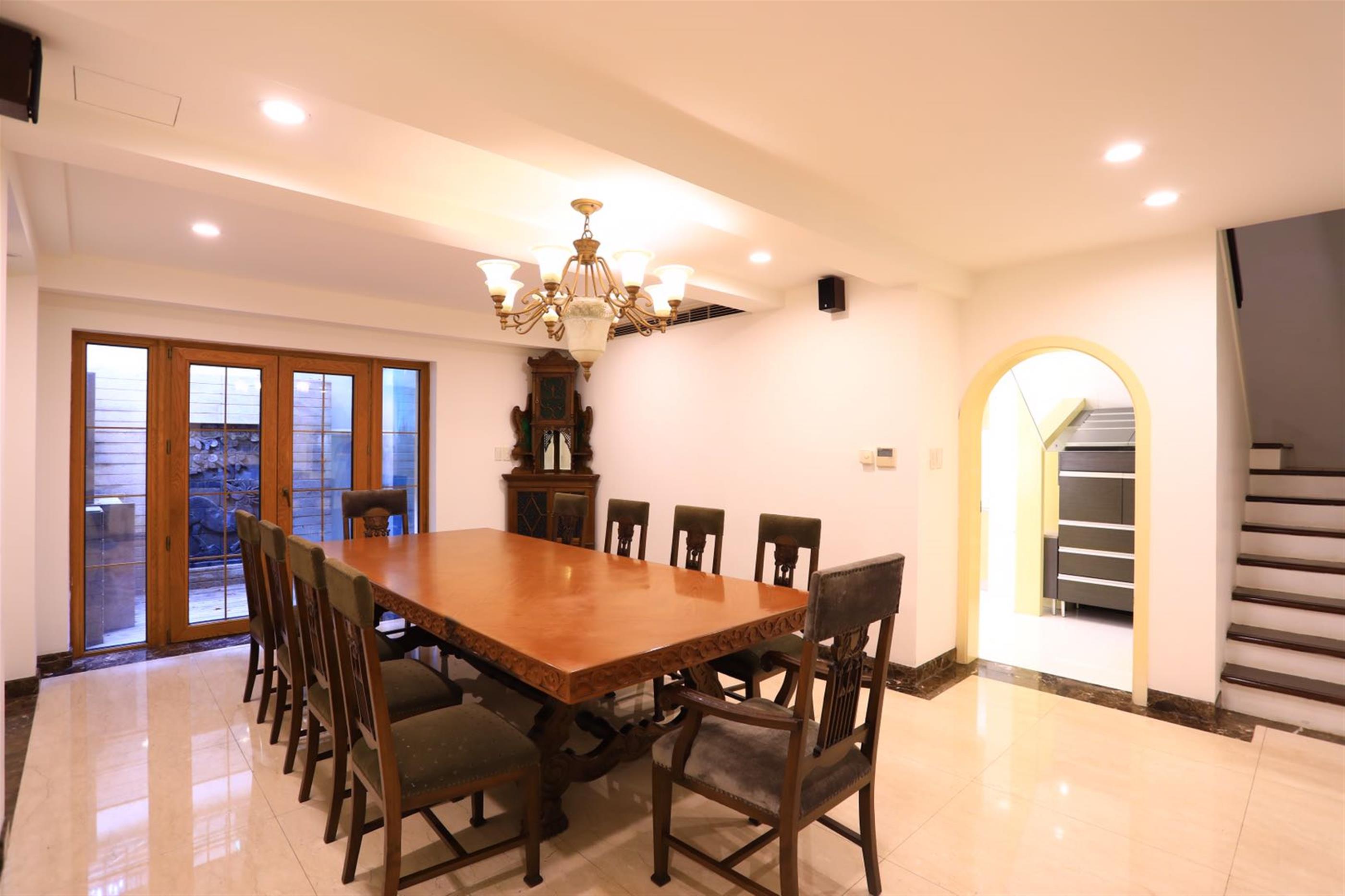 dining area Ultra-lux 3.5F, 3BR, 370sqm FFC Villa w Big Garden nr LN 1/10 for Rent in Shanghai