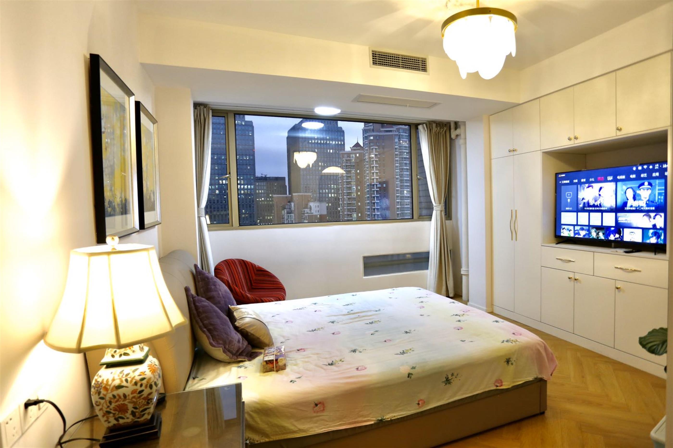 large bedroom New Modern Luxury Apartment nr LN 4/6 for Rent in Downtown Pudong Shanghai