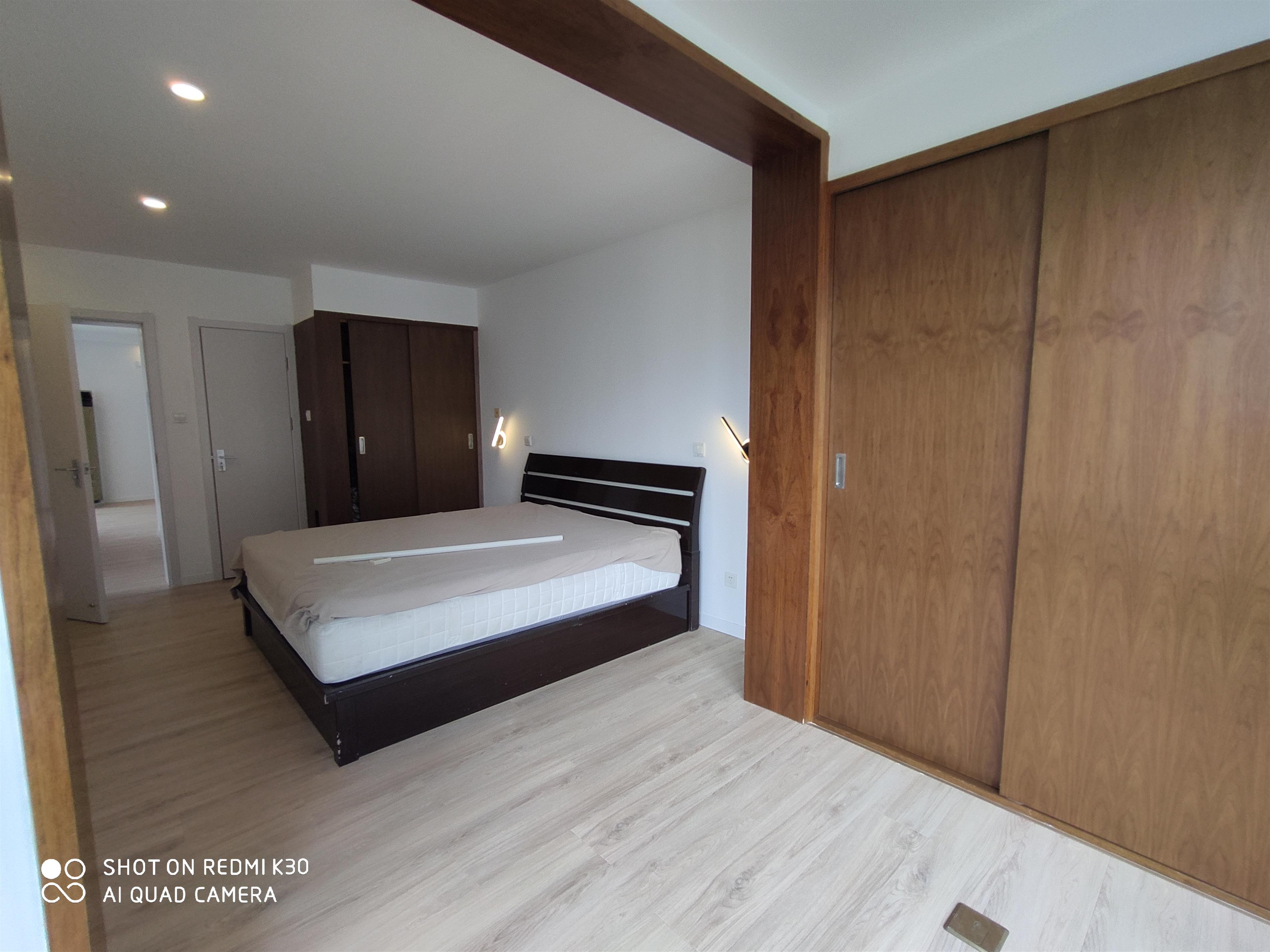 closet space Newly Renovated Spacious Convenient 3BR FFC Apartment nr LN 8/9/10/13 for Rent in Shanghai