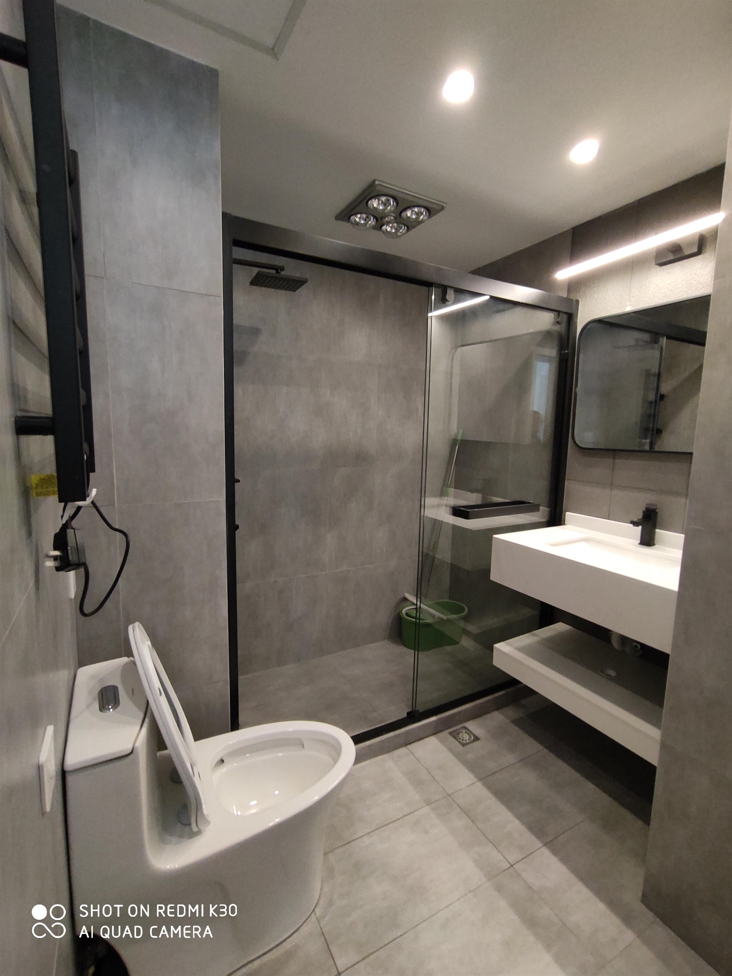 wall heating Newly Renovated Spacious Convenient 3BR FFC Apartment nr LN 8/9/10/13 for Rent in Shanghai
