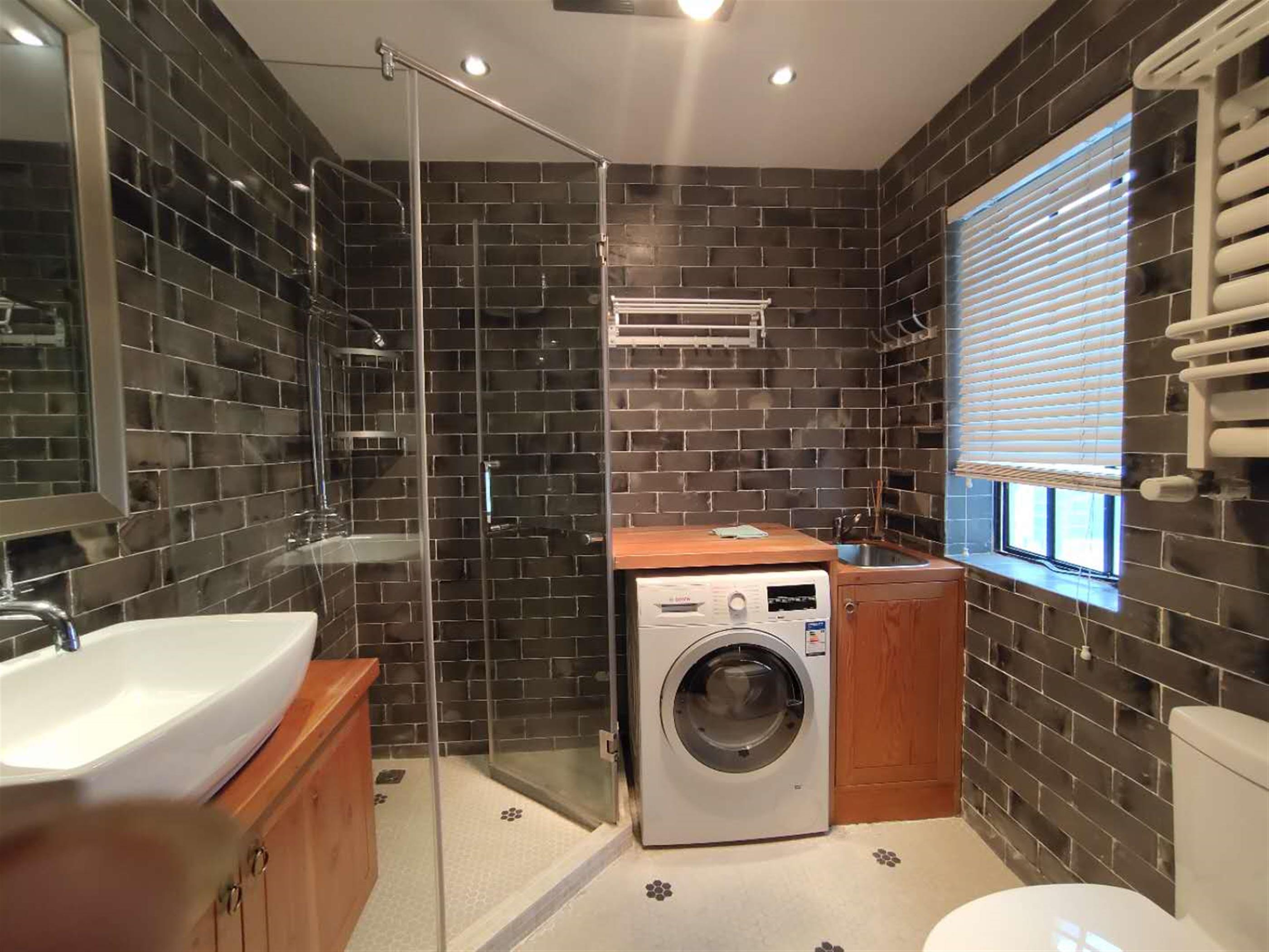 Guest bathroom Fabulous Top-floor 3BR FFC Lane House Apt Nr Ln 2/7 for Rent in Shanghai