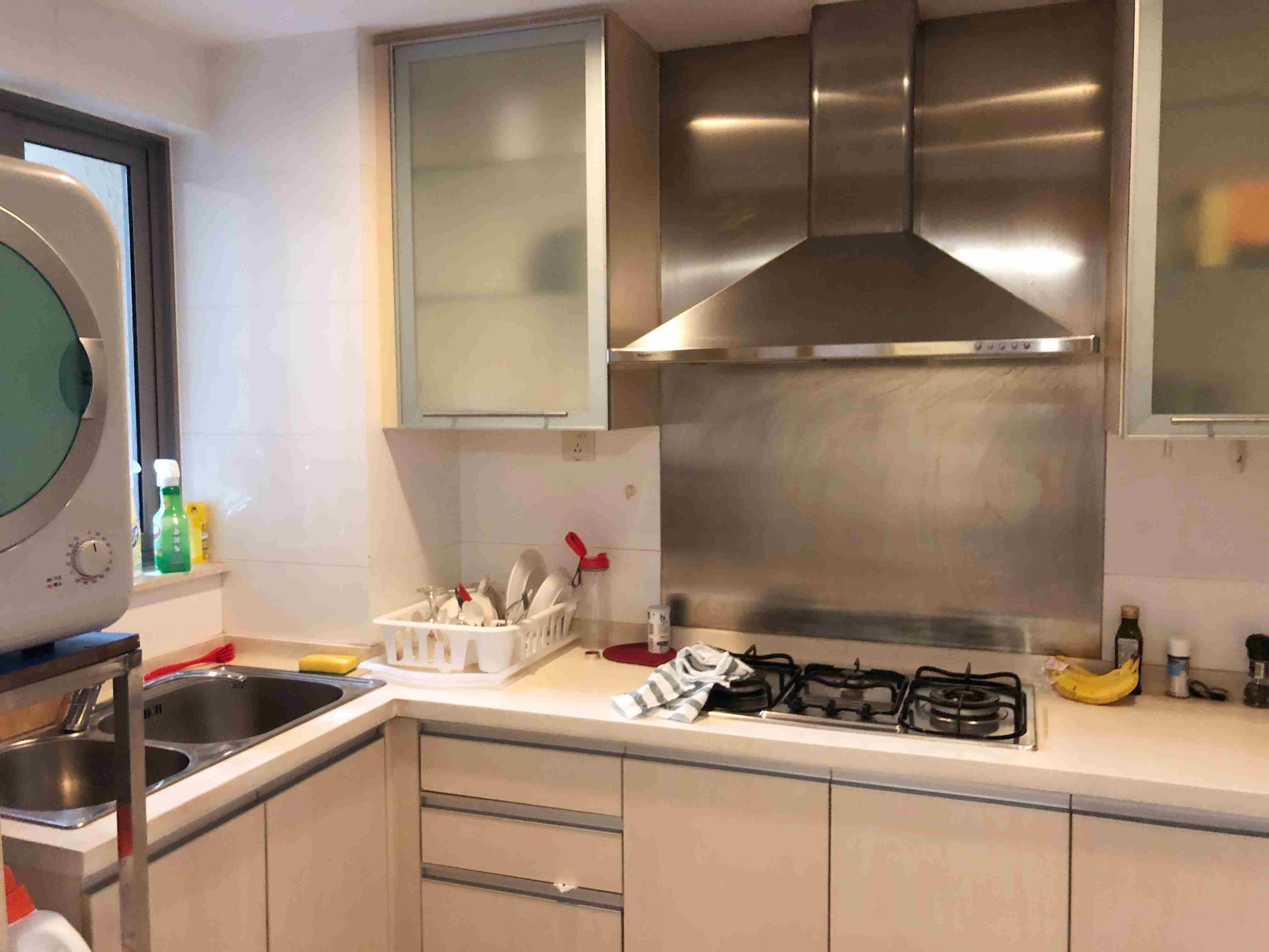 clean kitchen Spacious 1BR La Cite Apt w Private Patio Nr Ln 1/9/11 for Rent in Shanghai